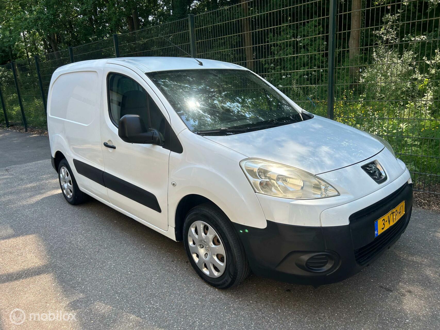Foto van Peugeot Partner Bestel