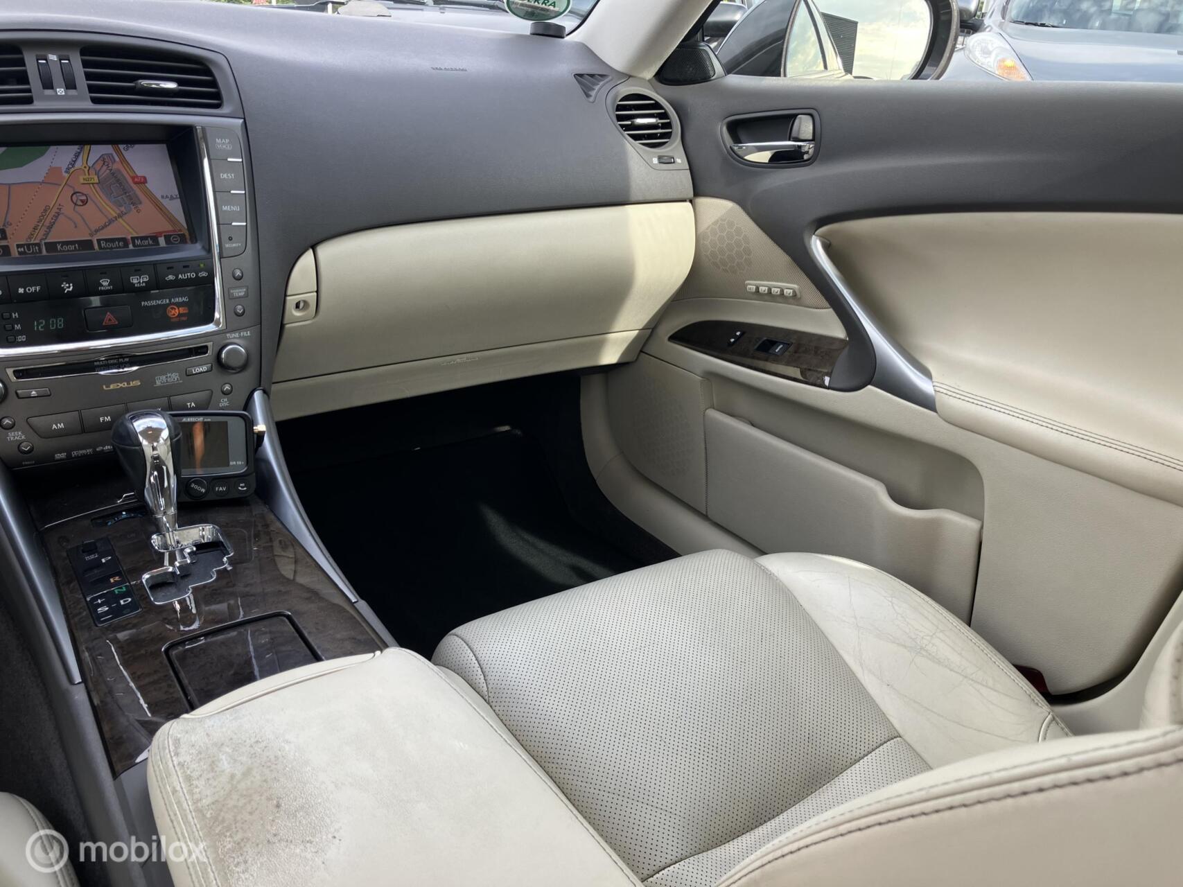 Foto van Lexus Lexus Is250