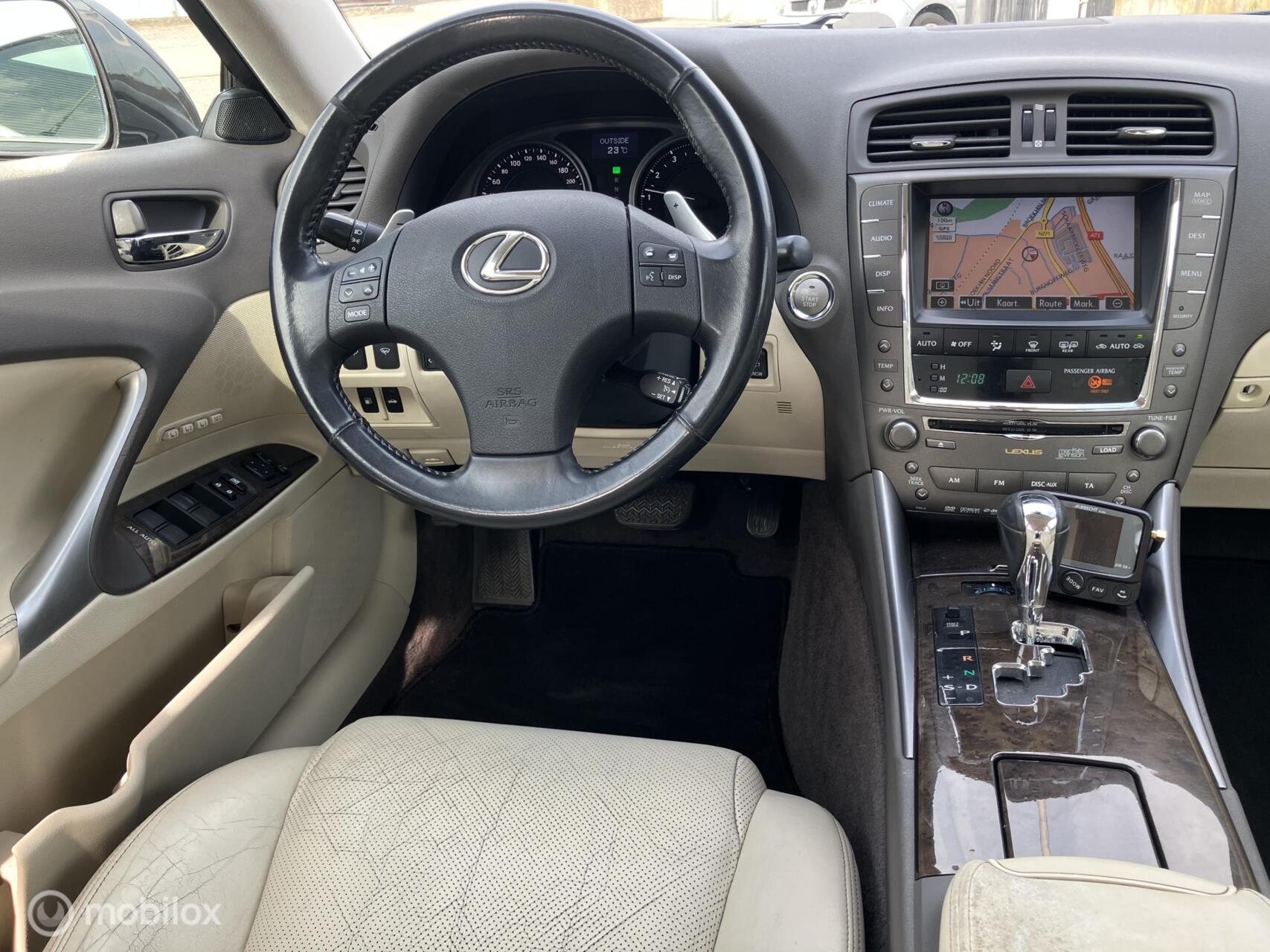 Foto van Lexus Lexus Is250