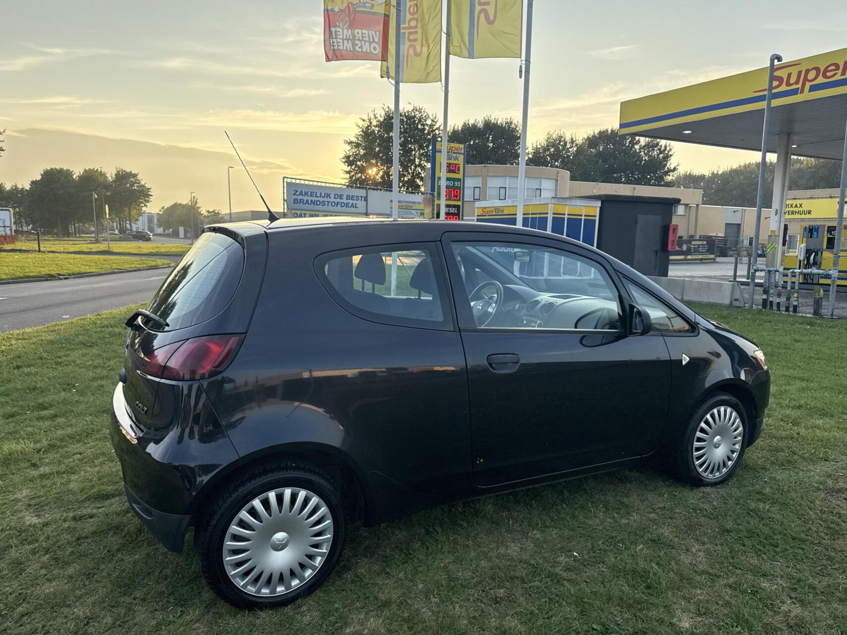 Foto van Mitsubishi Colt