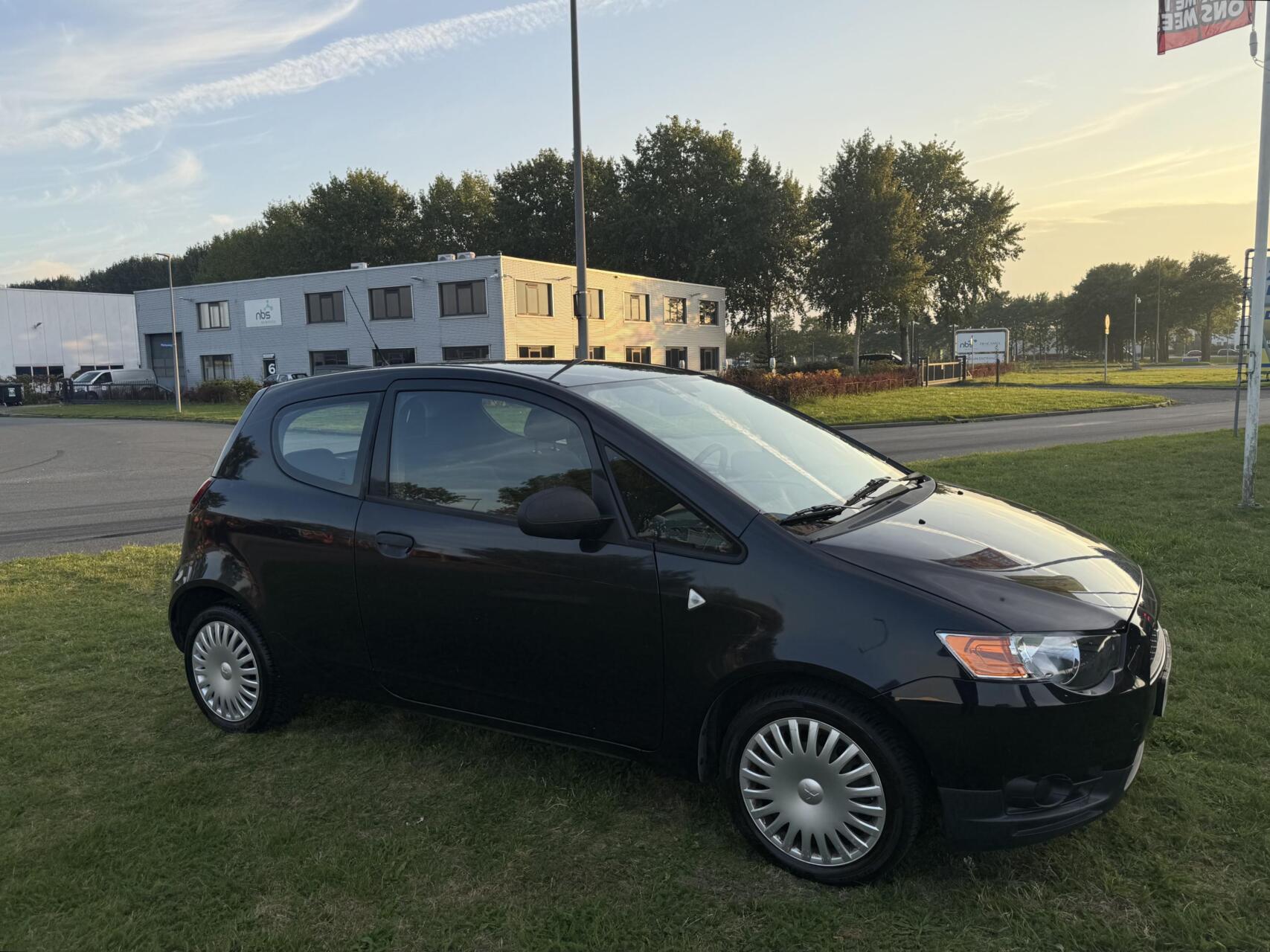 Foto van Mitsubishi Colt