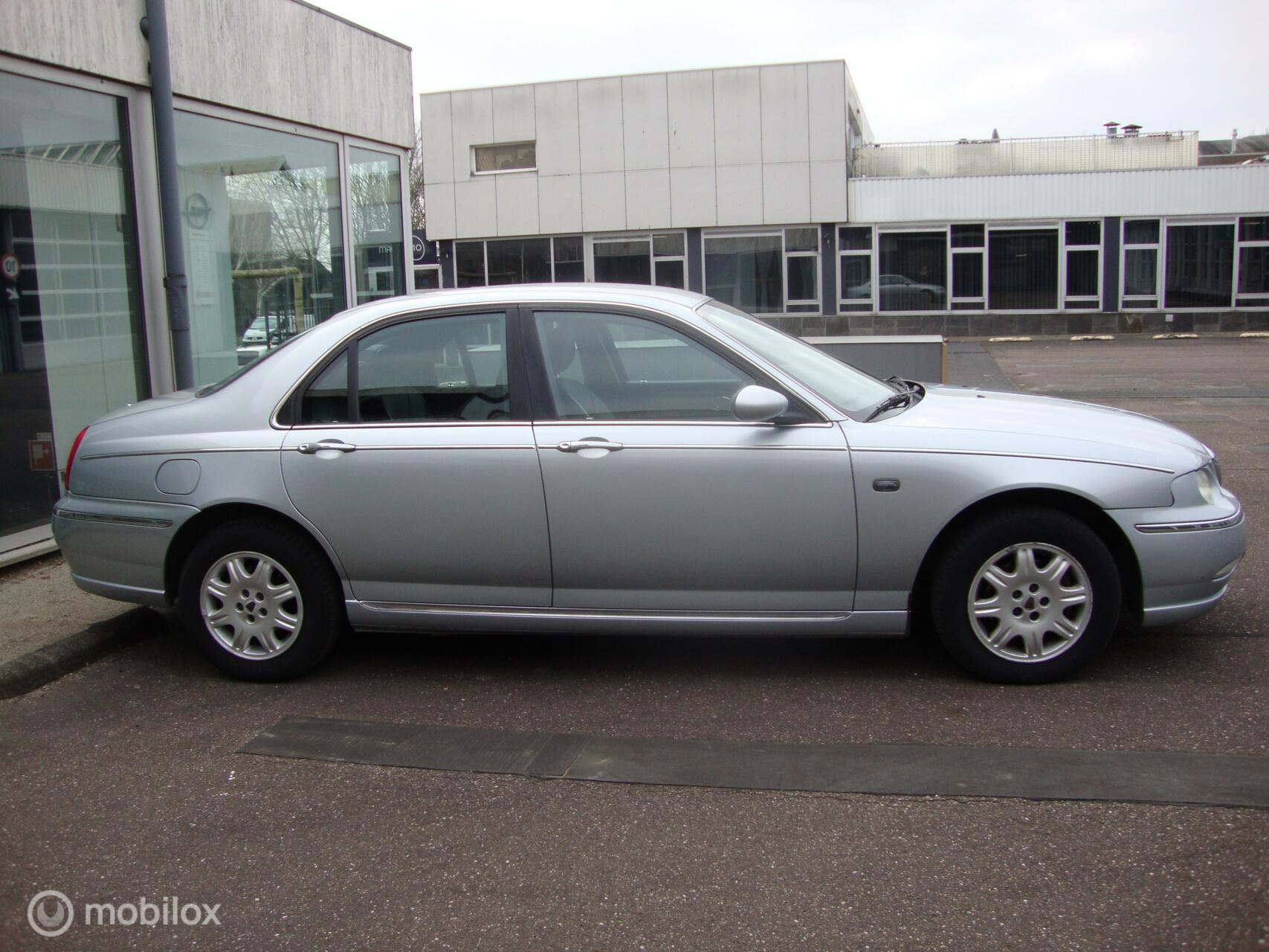 Foto van Rover 75