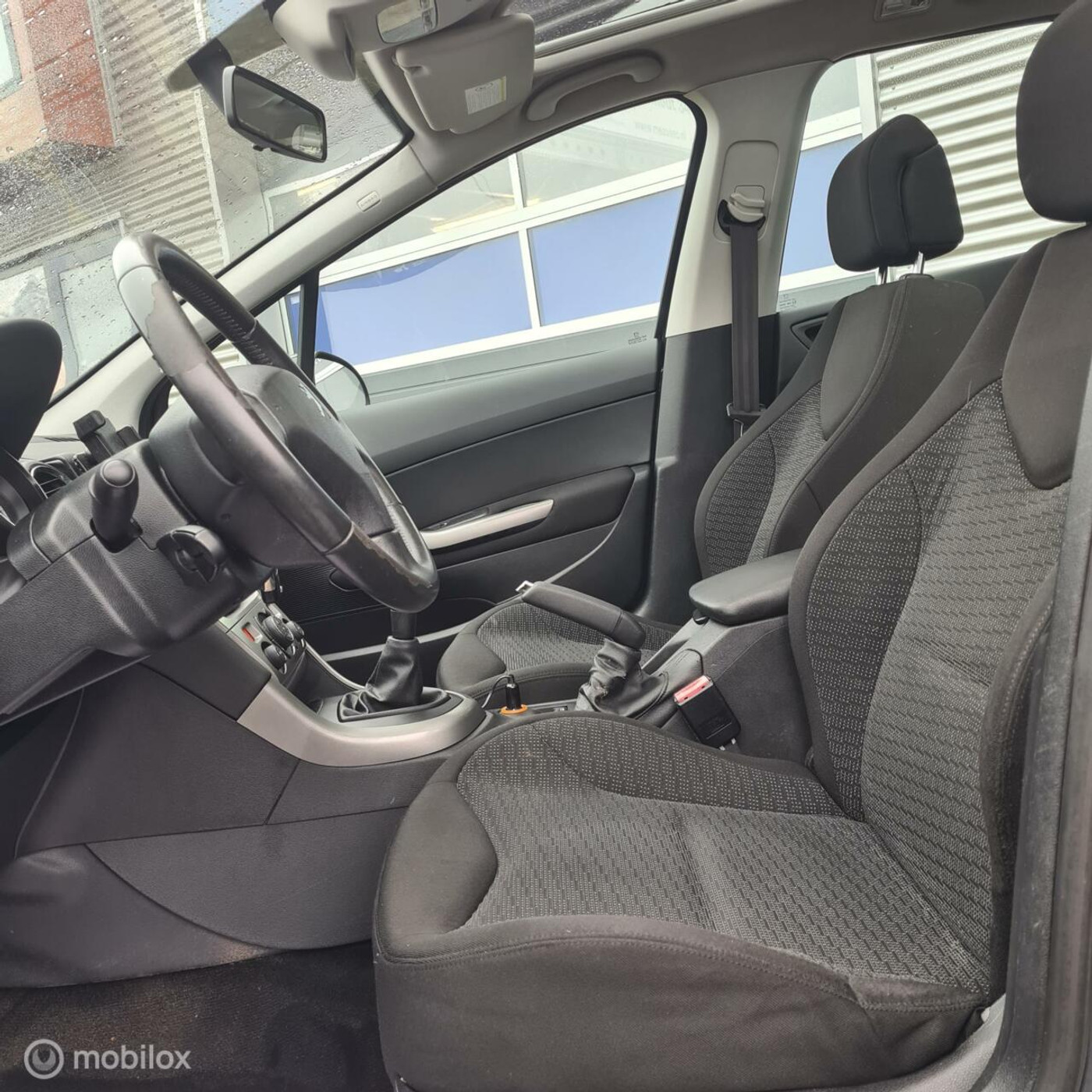 Foto van Peugeot 308 SW