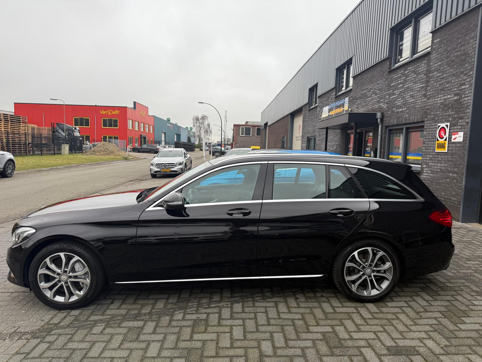 Foto van Mercedes-Benz C 350 E