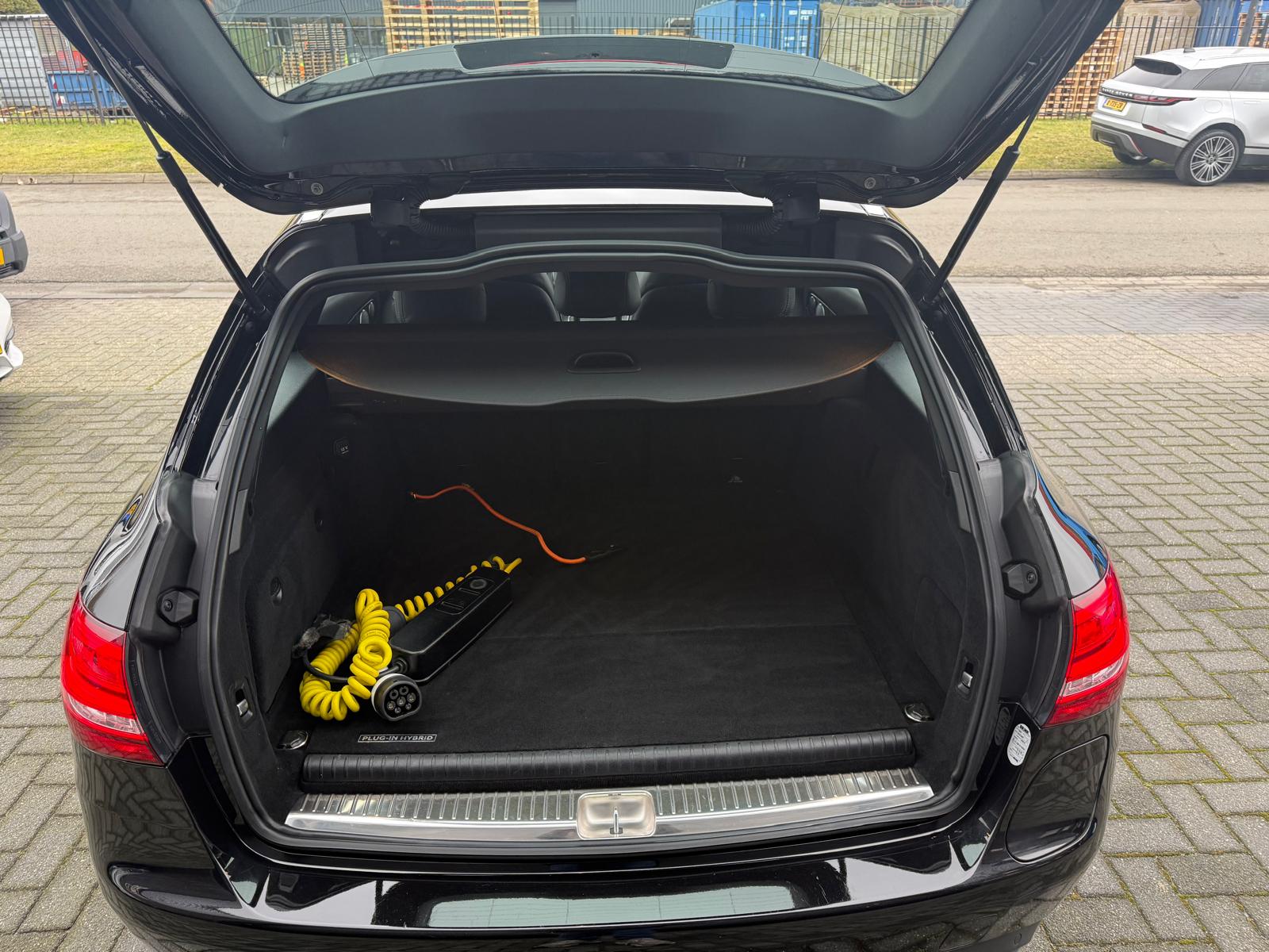 Foto van Mercedes-Benz C 350 E