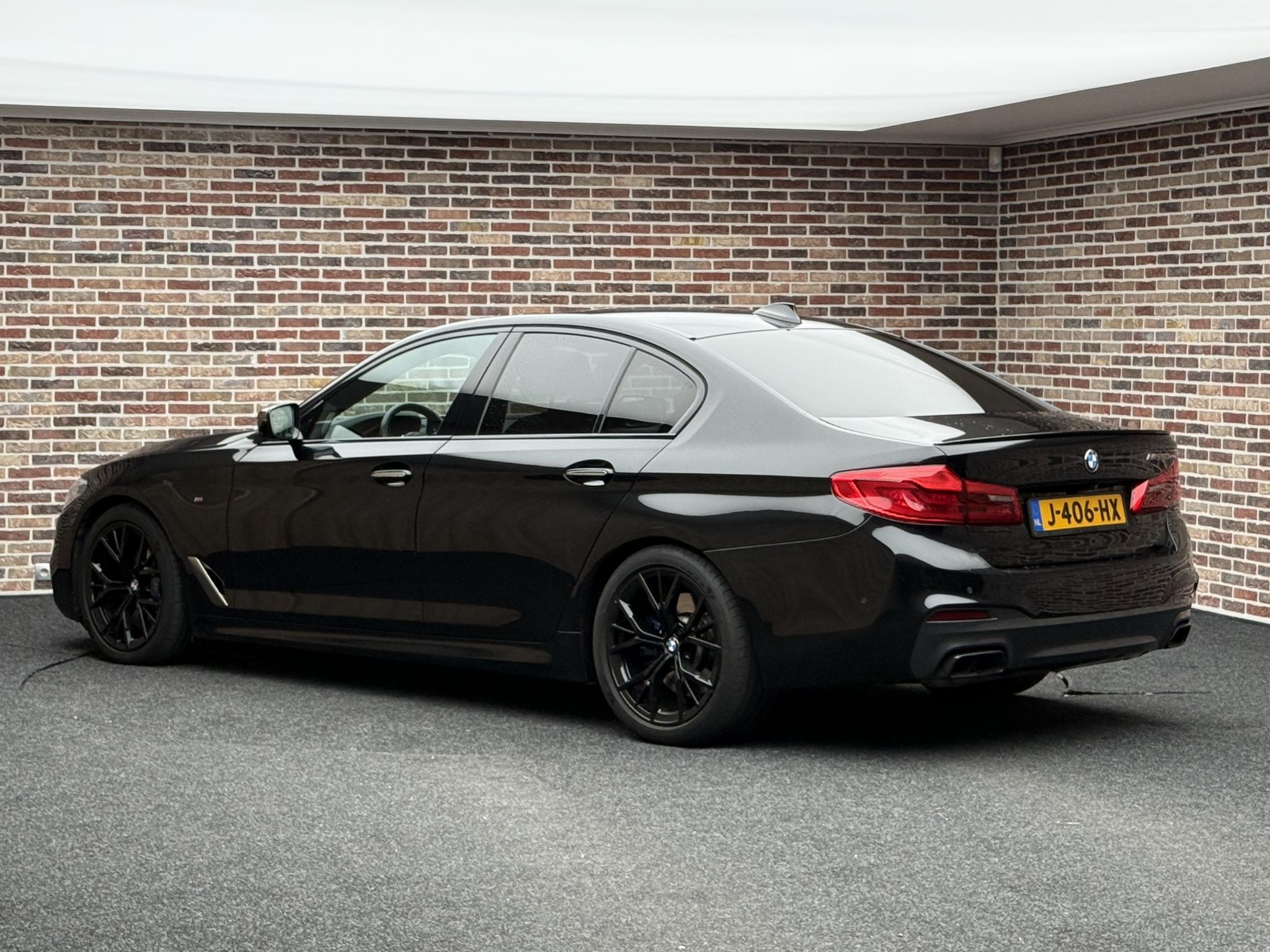 Foto van BMW M550i xDrive
