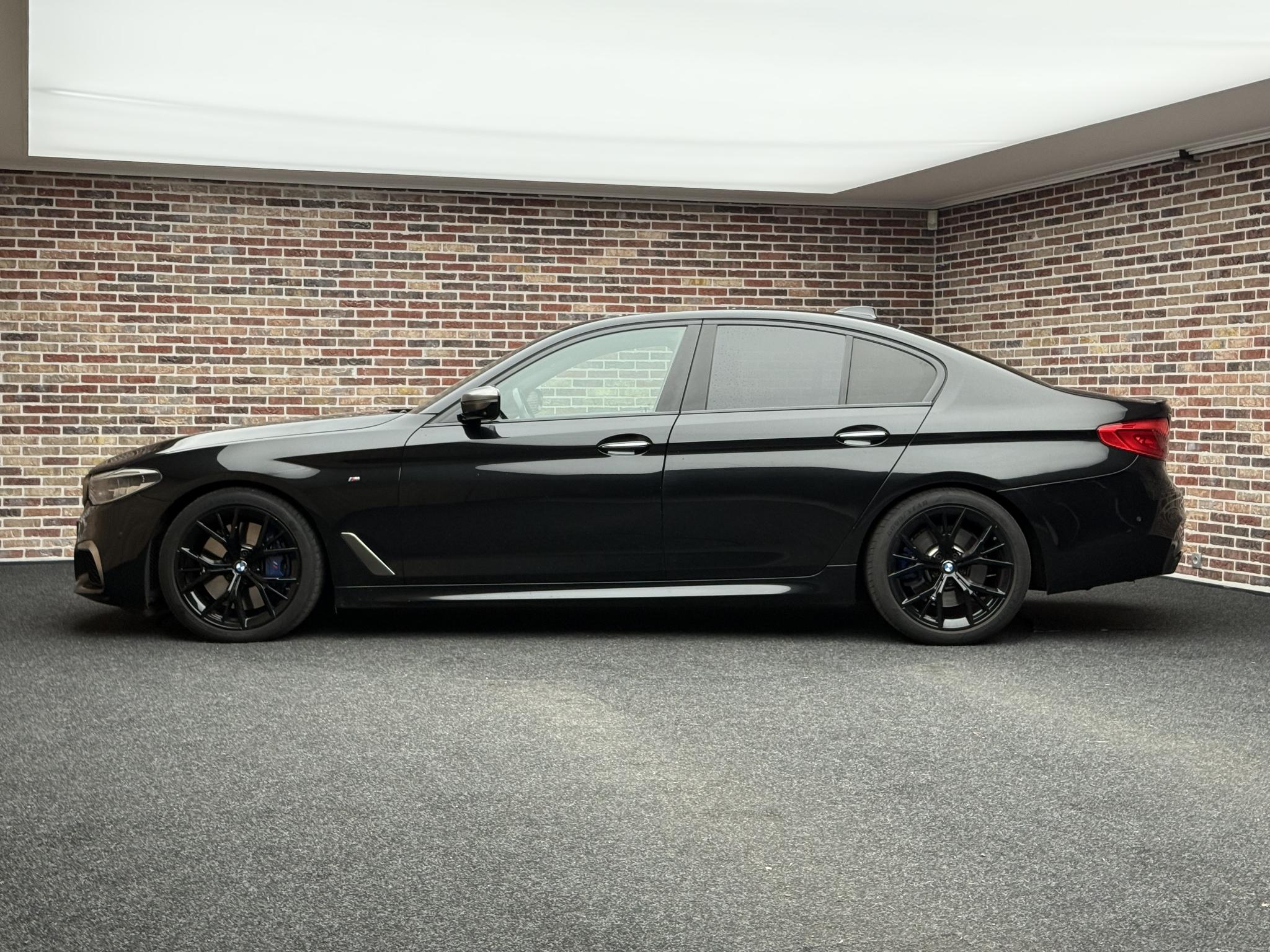 Foto van BMW M550i xDrive