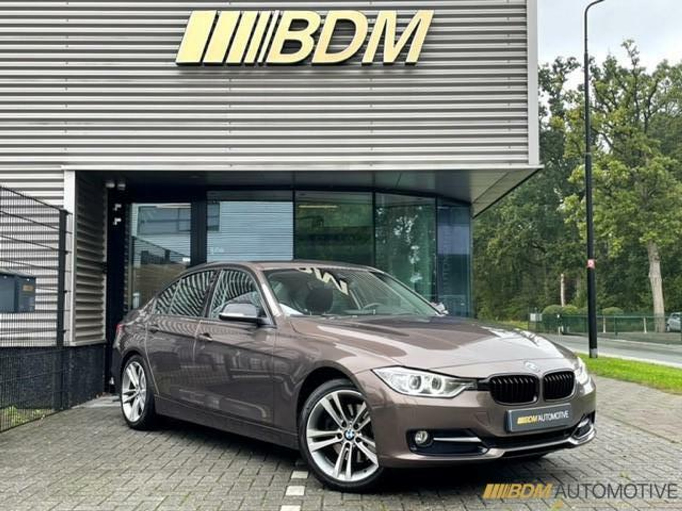BMW 3-serie 328i Upgrade Edition 2012 - voorkant