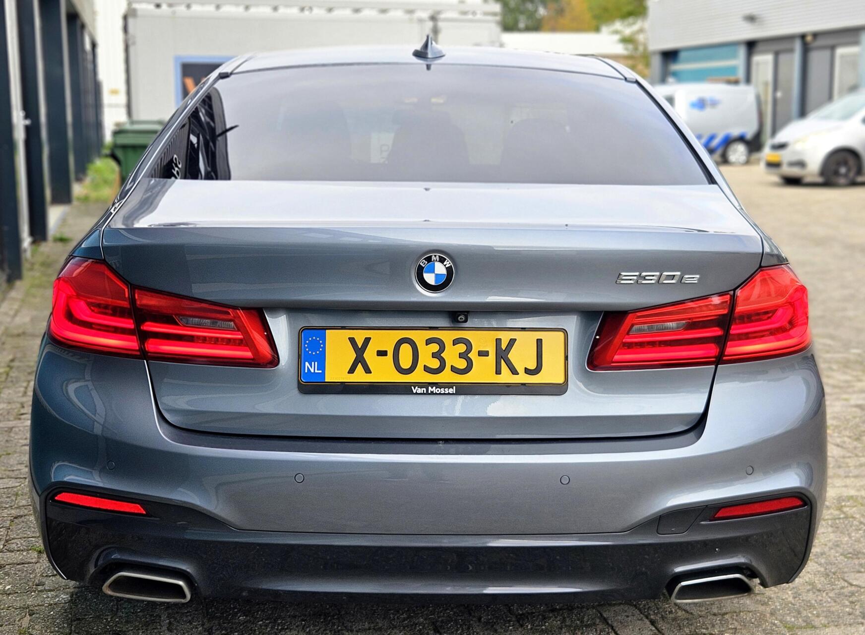 Foto van BMW 530e Iperformance