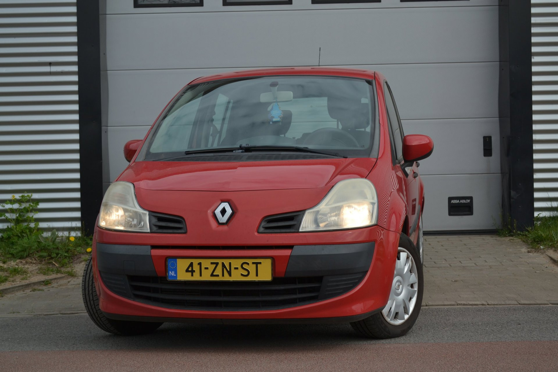 Renault Modus 1.2 TCE Expression 2008 - voorkant