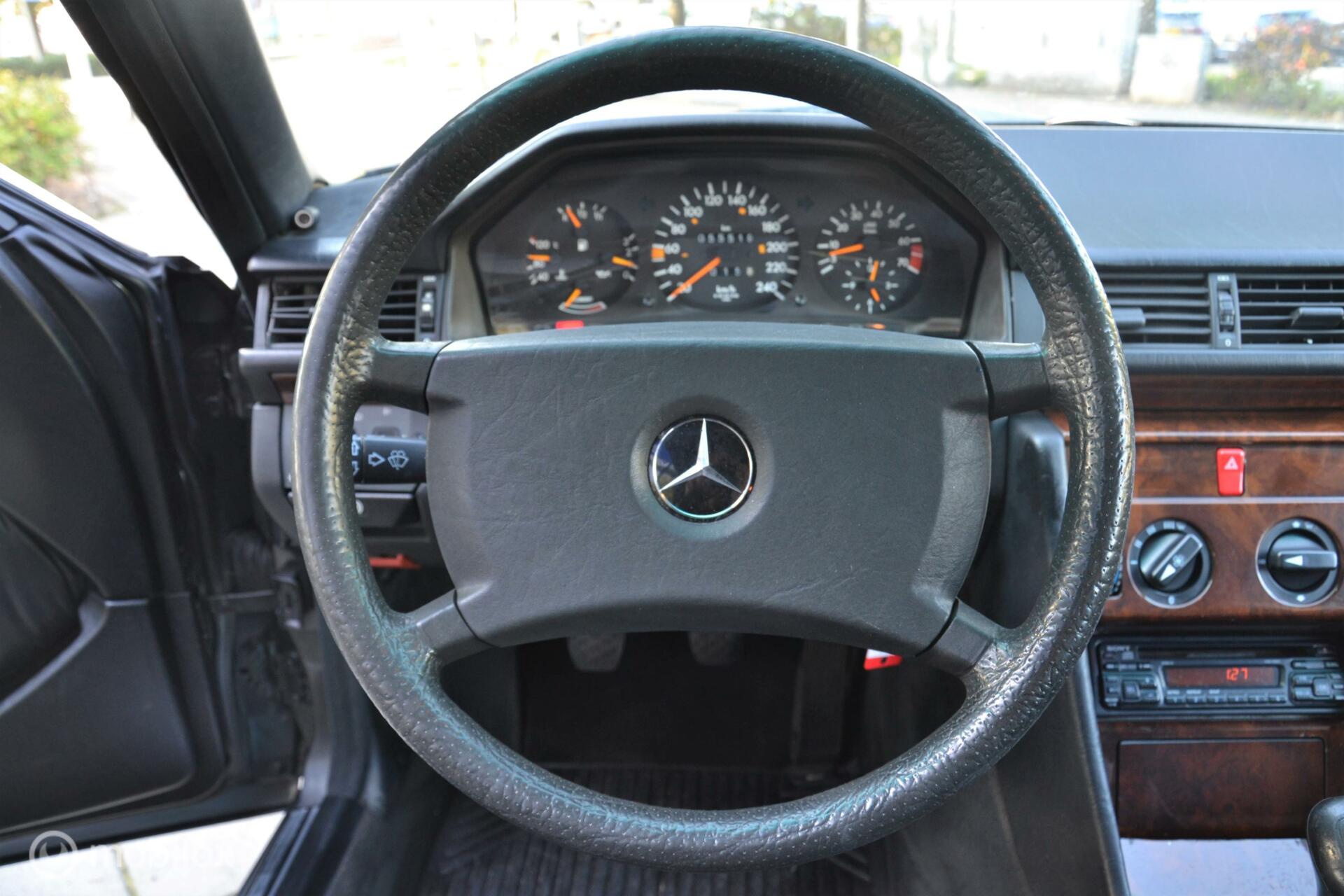 Foto van Mercedes 300 Ce