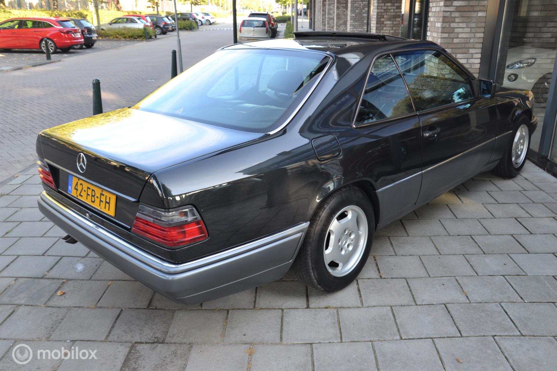 Foto van Mercedes 300 Ce
