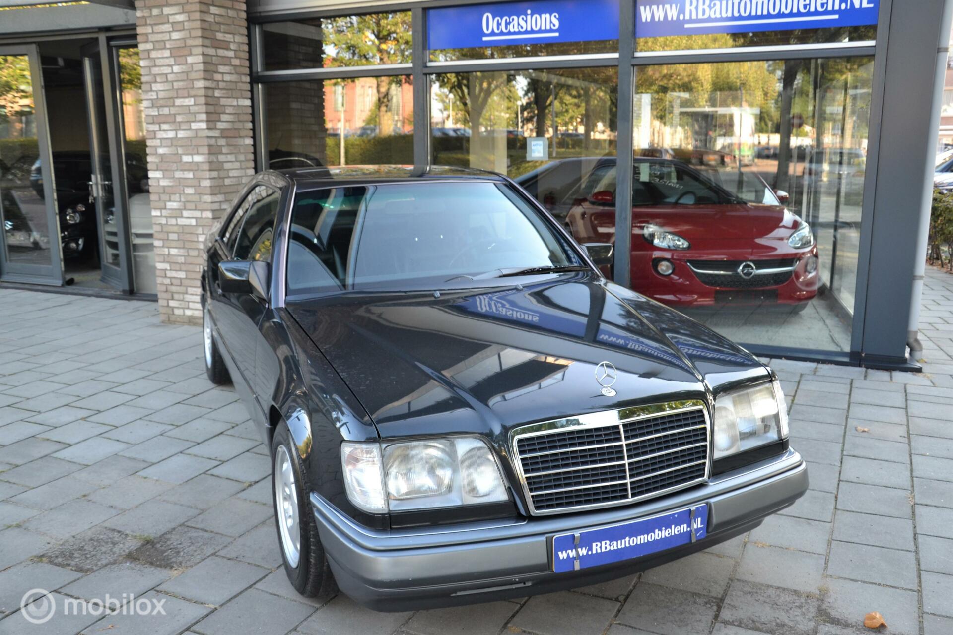 Foto van Mercedes 300 Ce