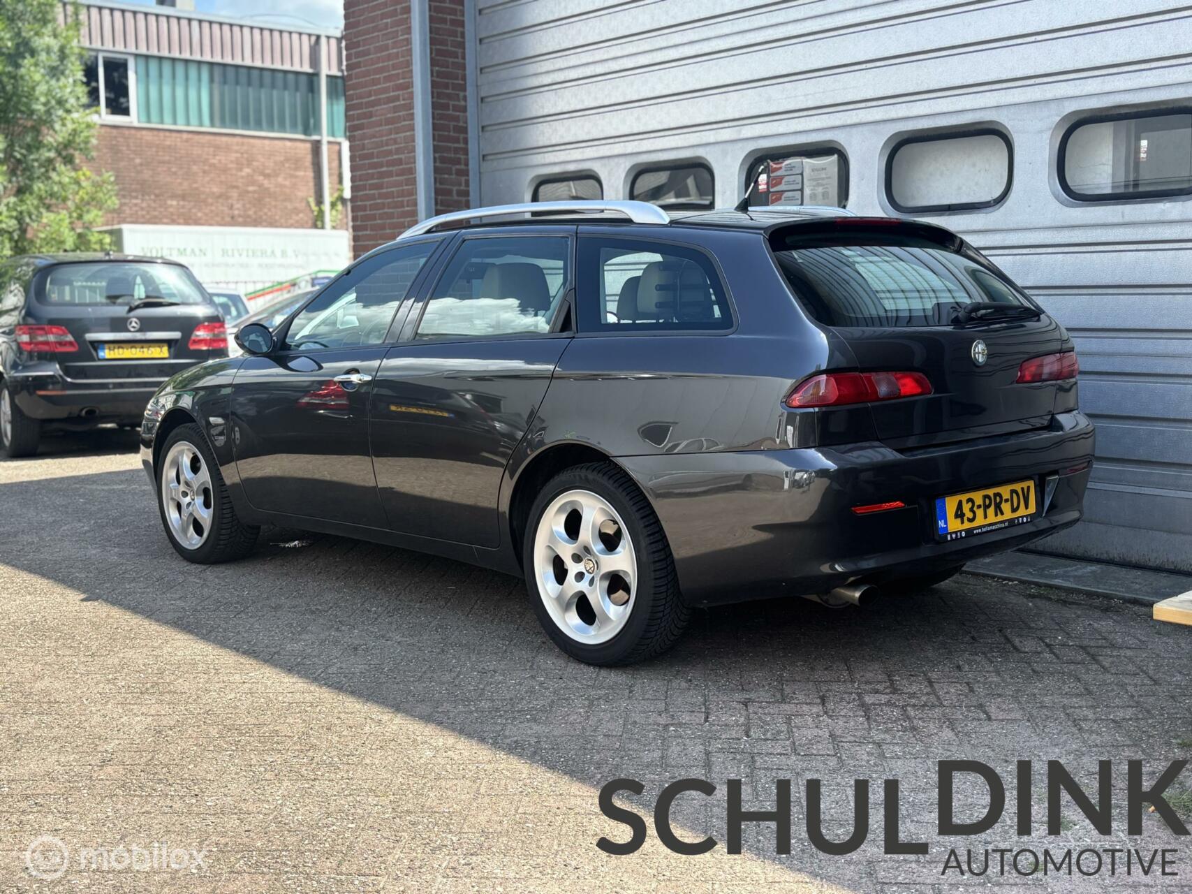 Foto van Alfa Romeo 156 Sportwagon