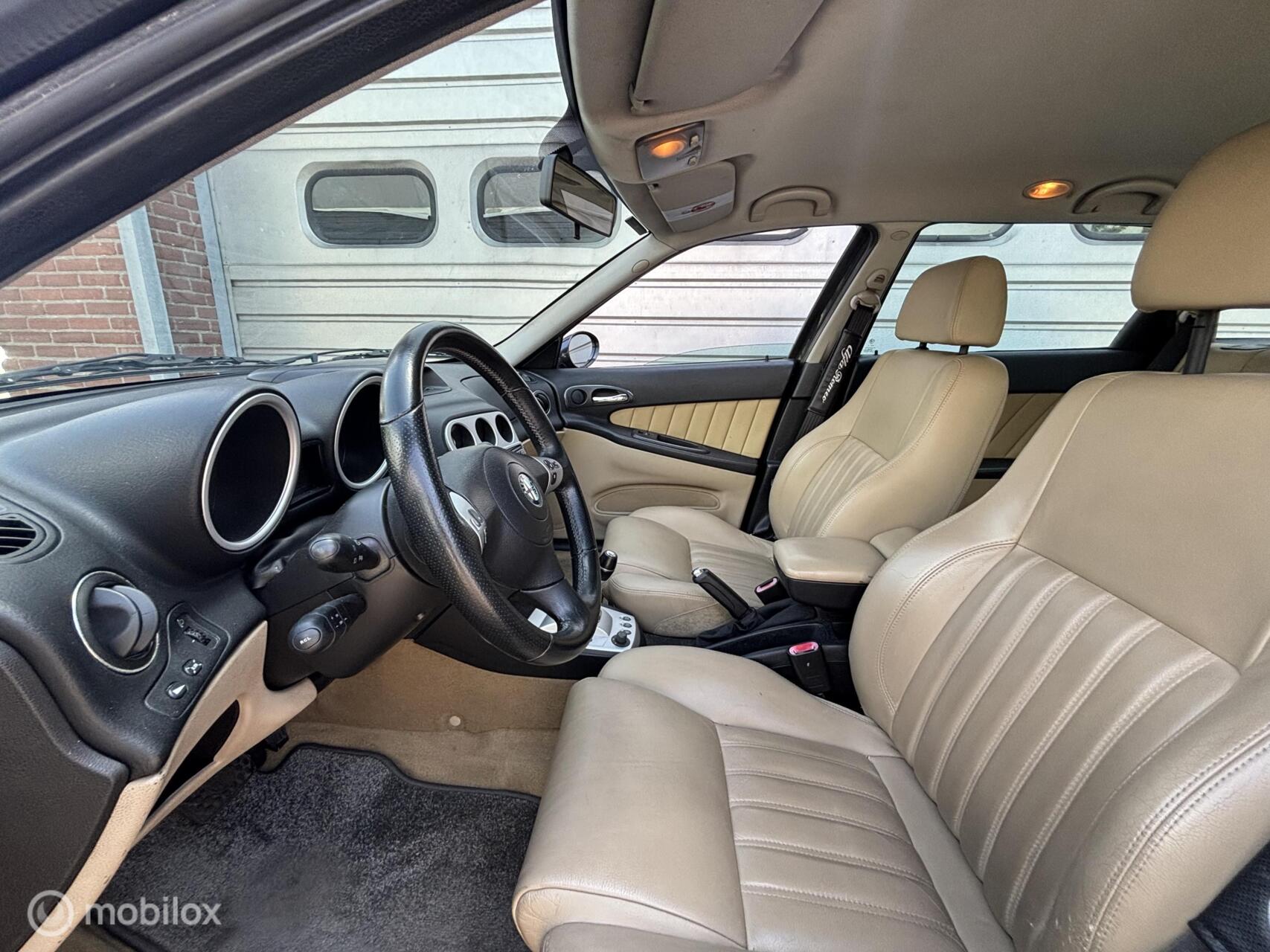 Foto van Alfa Romeo 156 Sportwagon