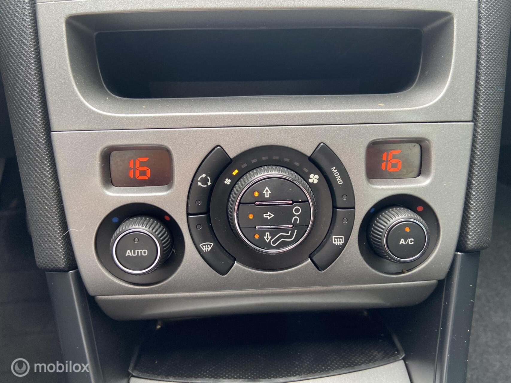 Foto van Peugeot 308 SW