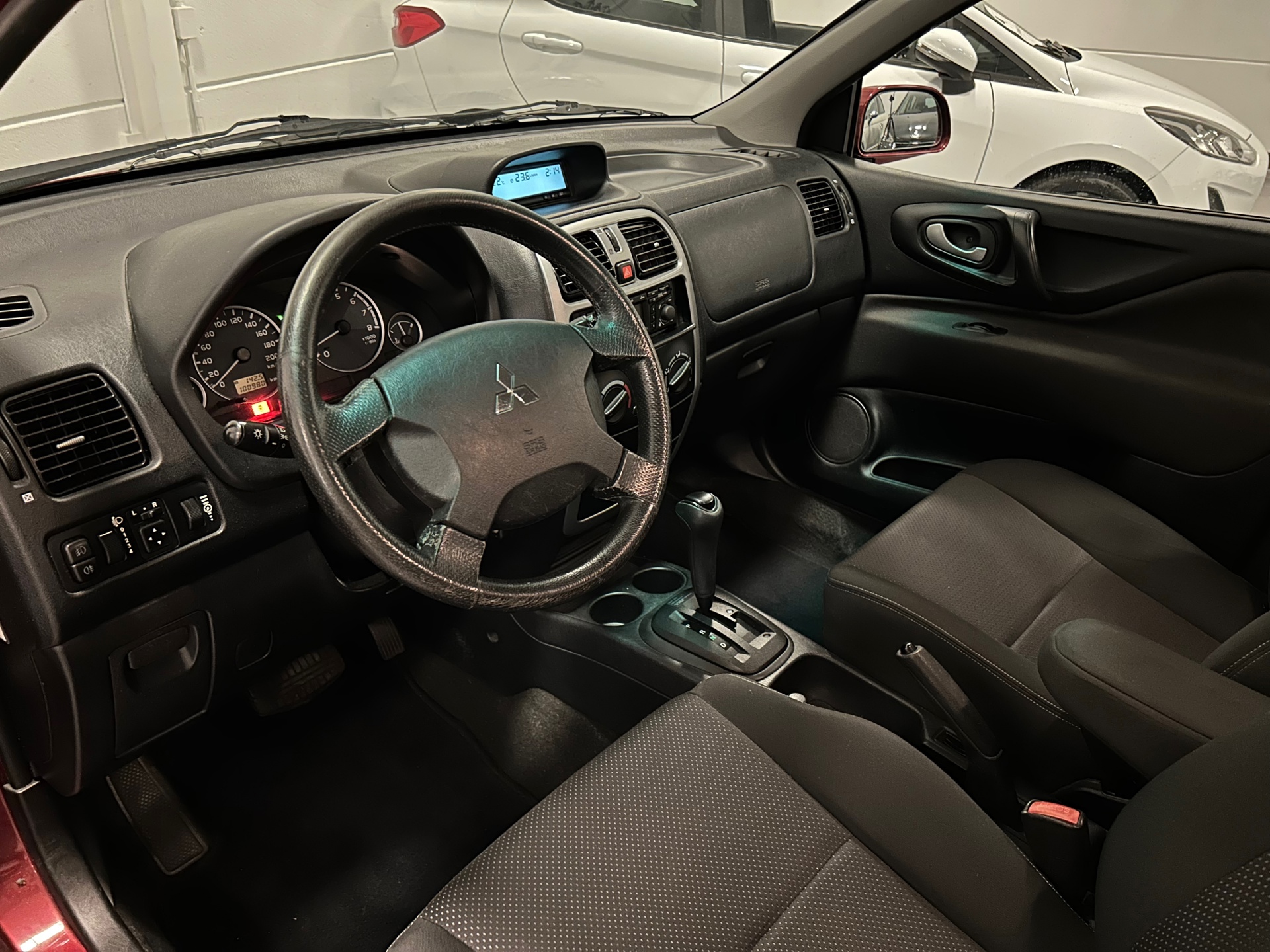 Foto van Mitsubishi Space Star