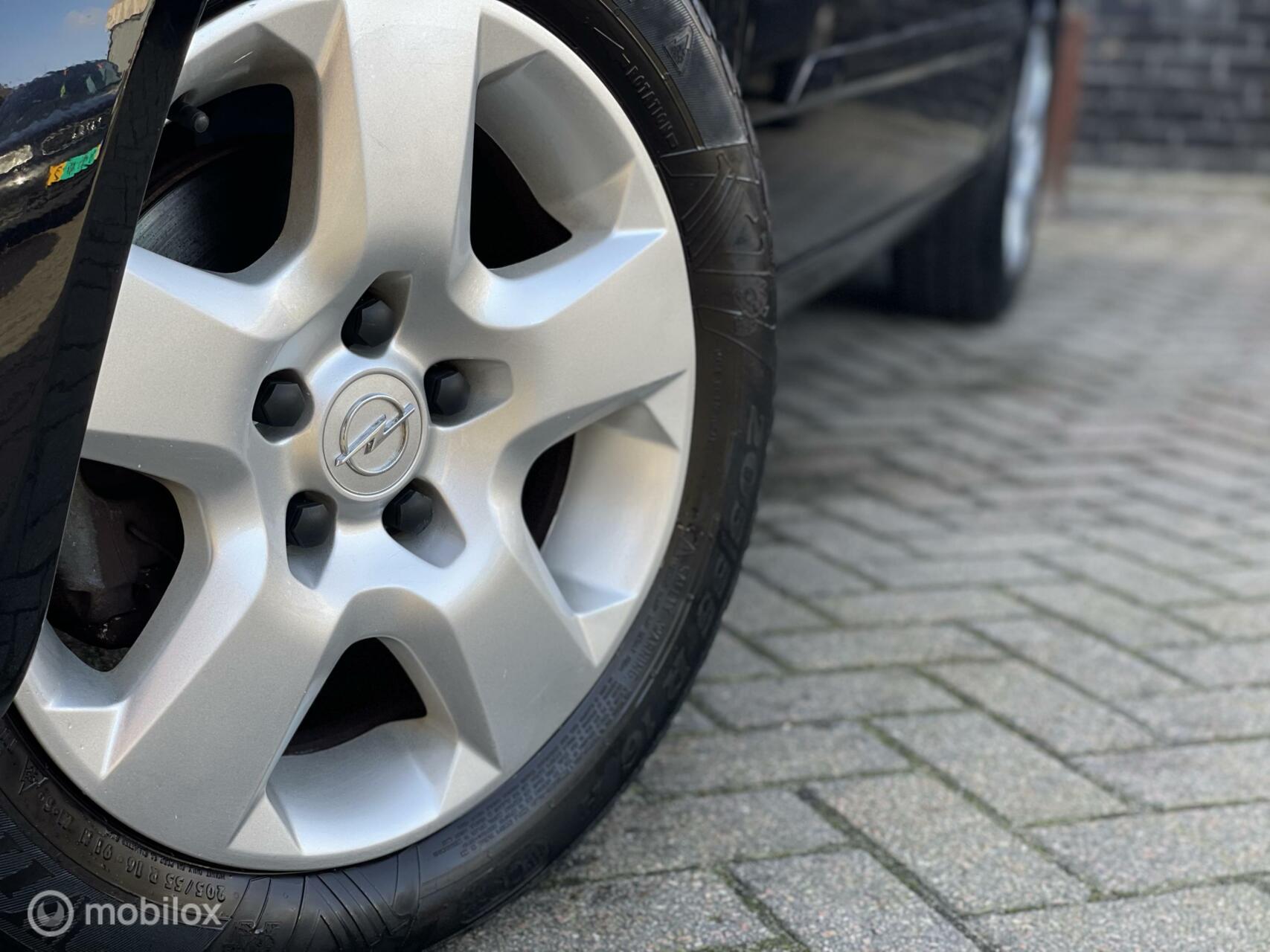 Foto van Opel Astra Wagon