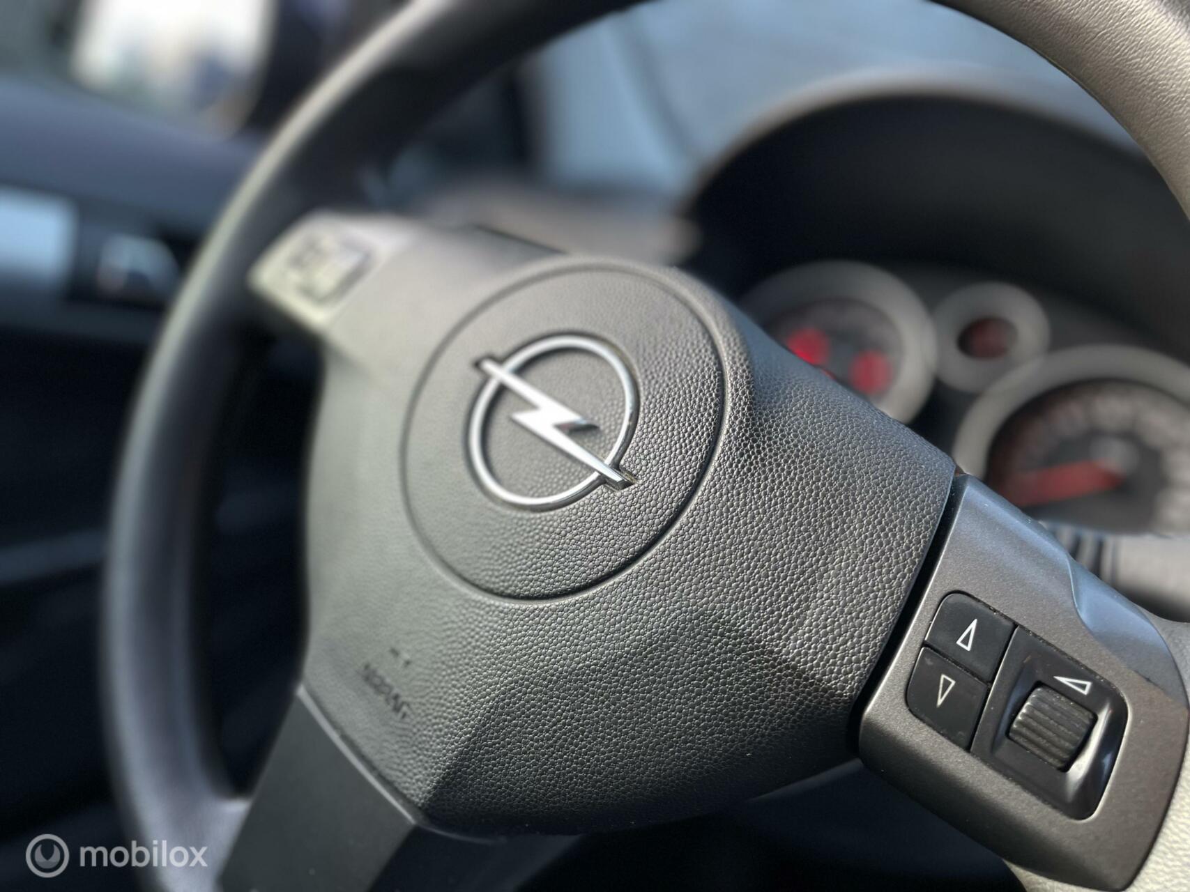 Foto van Opel Astra Wagon