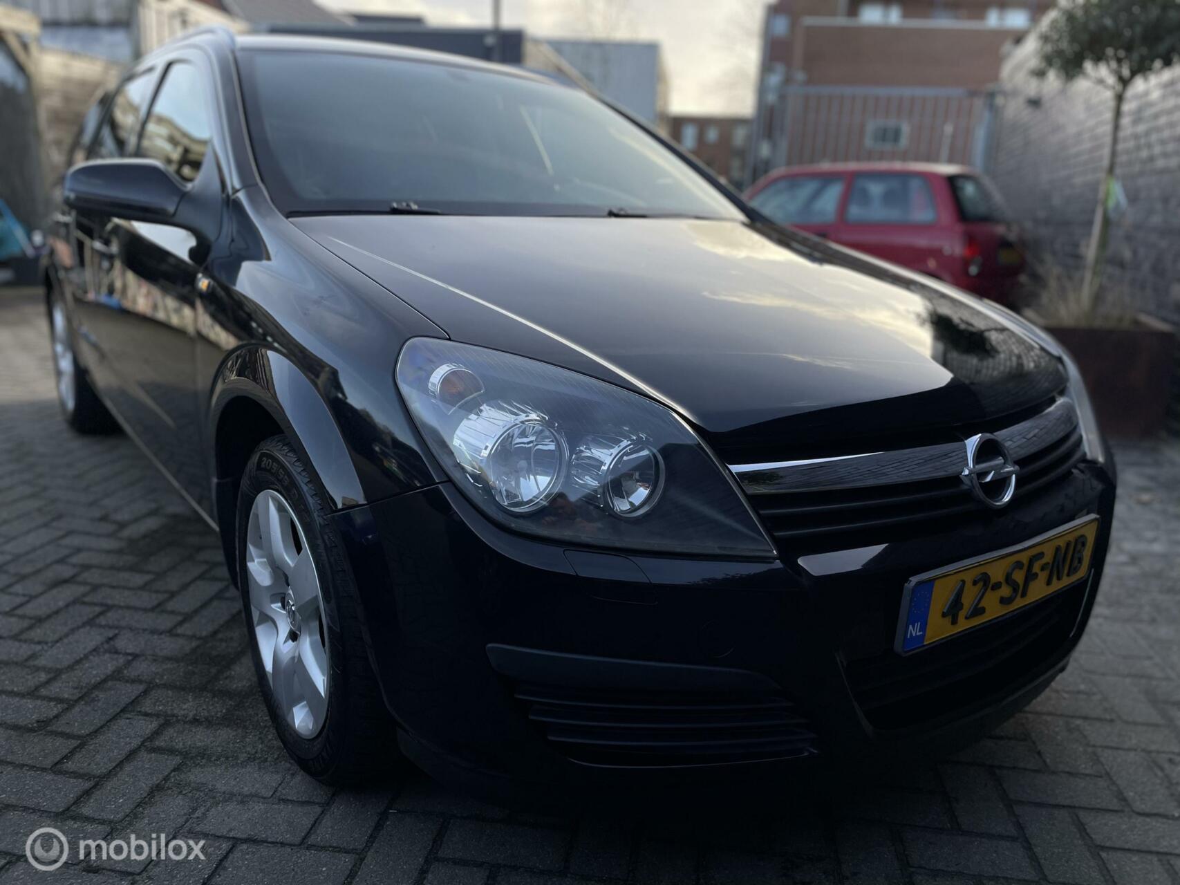 Foto van Opel Astra Wagon