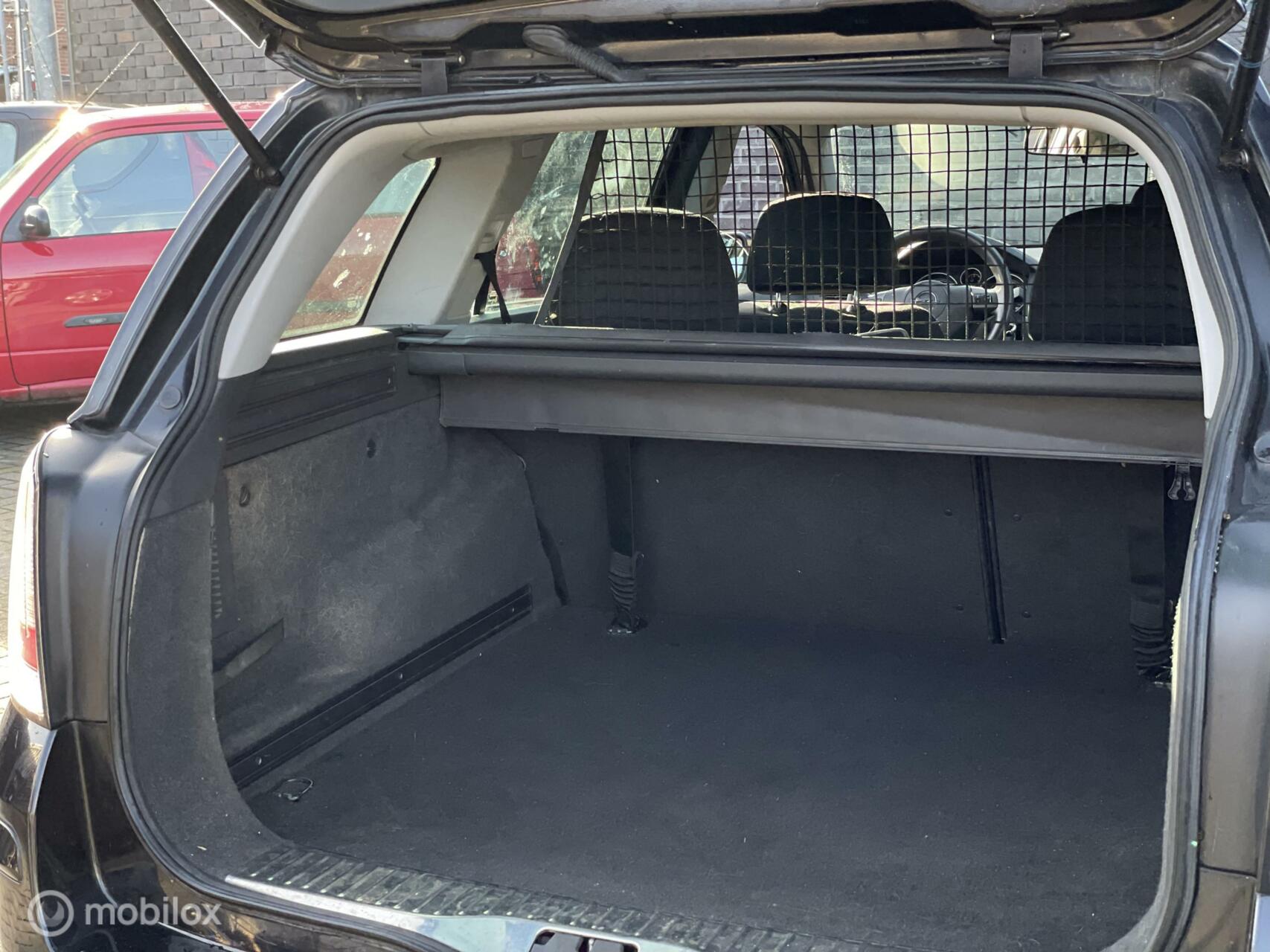 Foto van Opel Astra Wagon