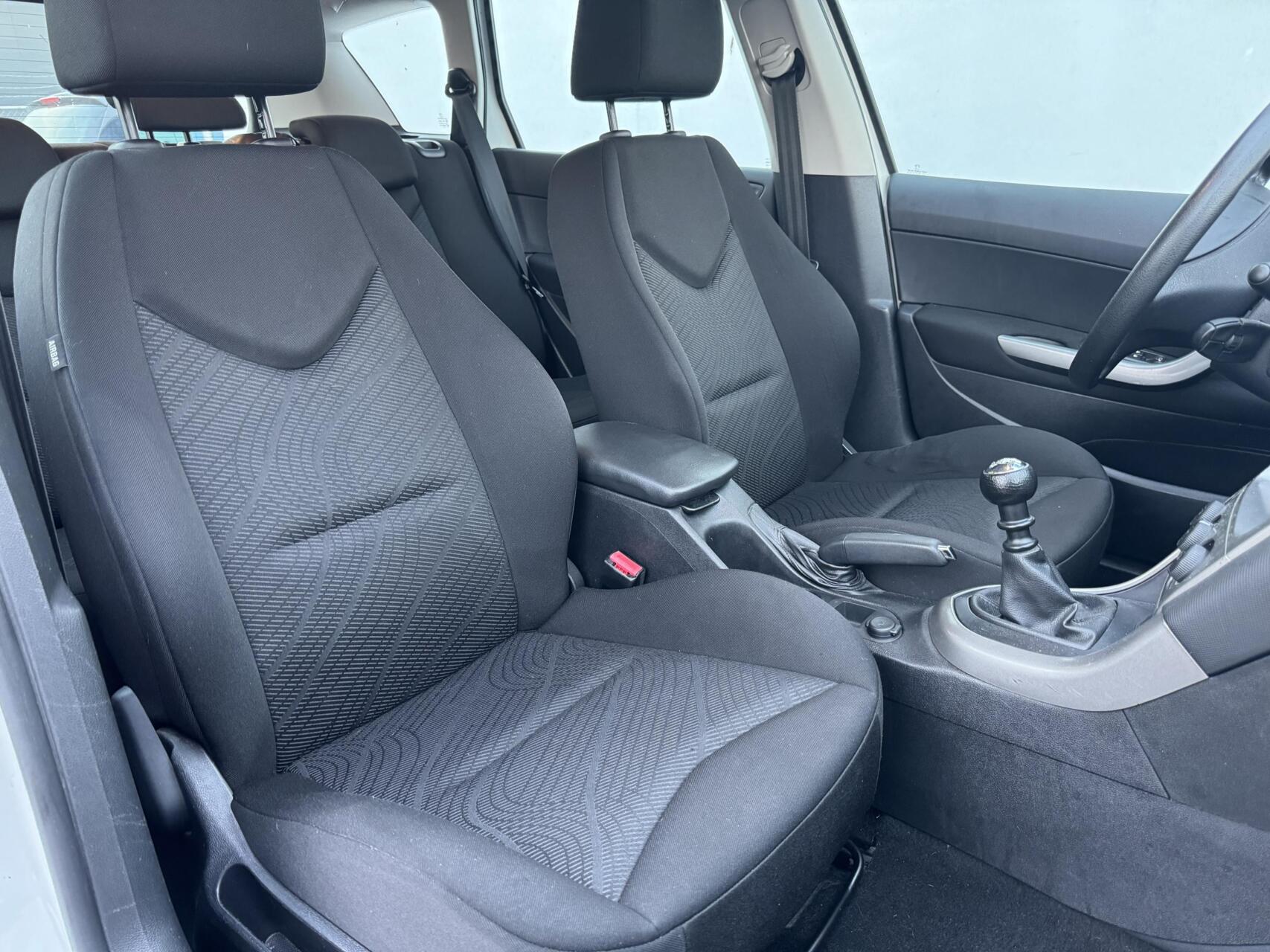 Foto van Peugeot 308 SW