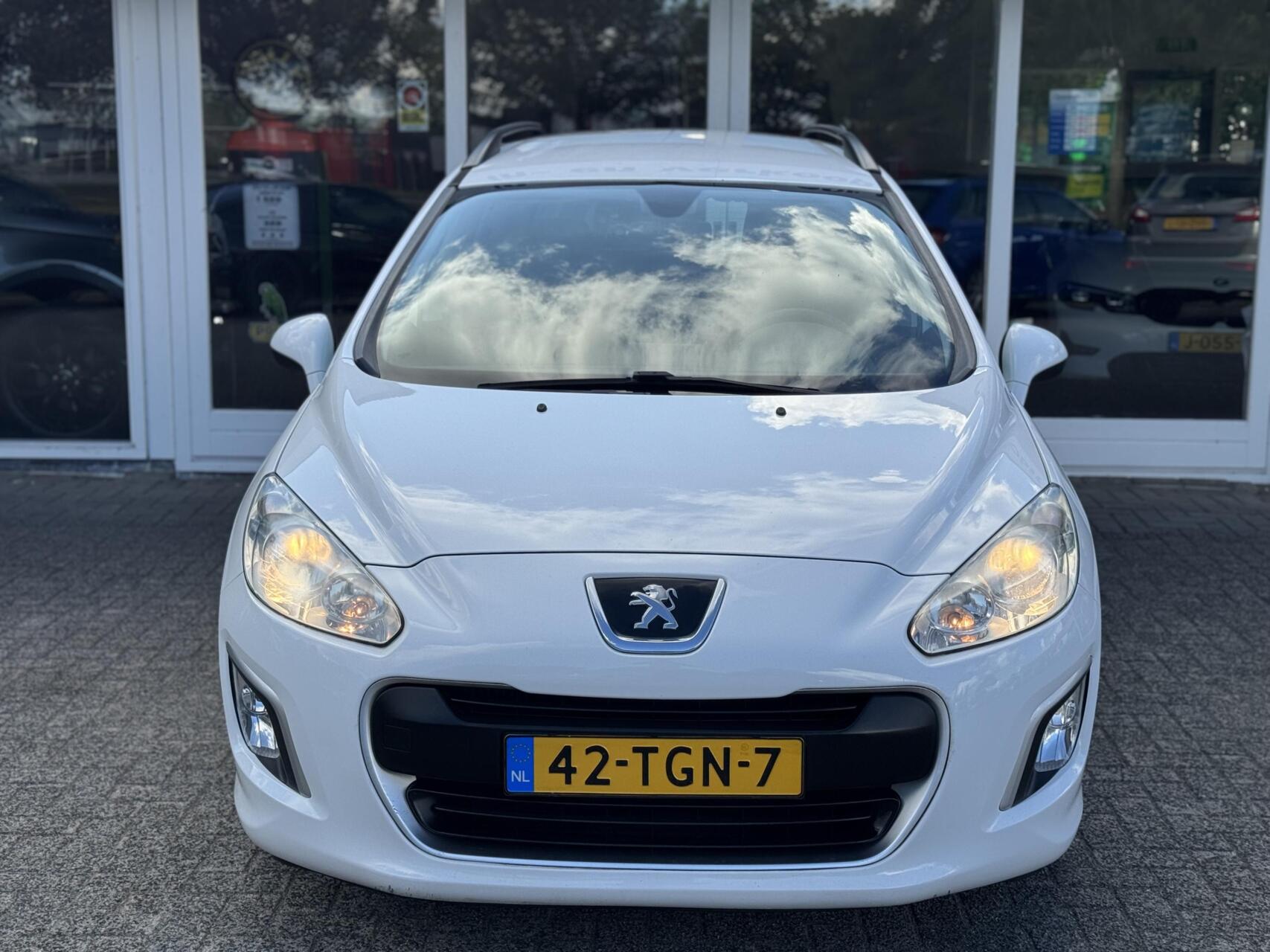 Foto van Peugeot 308 SW