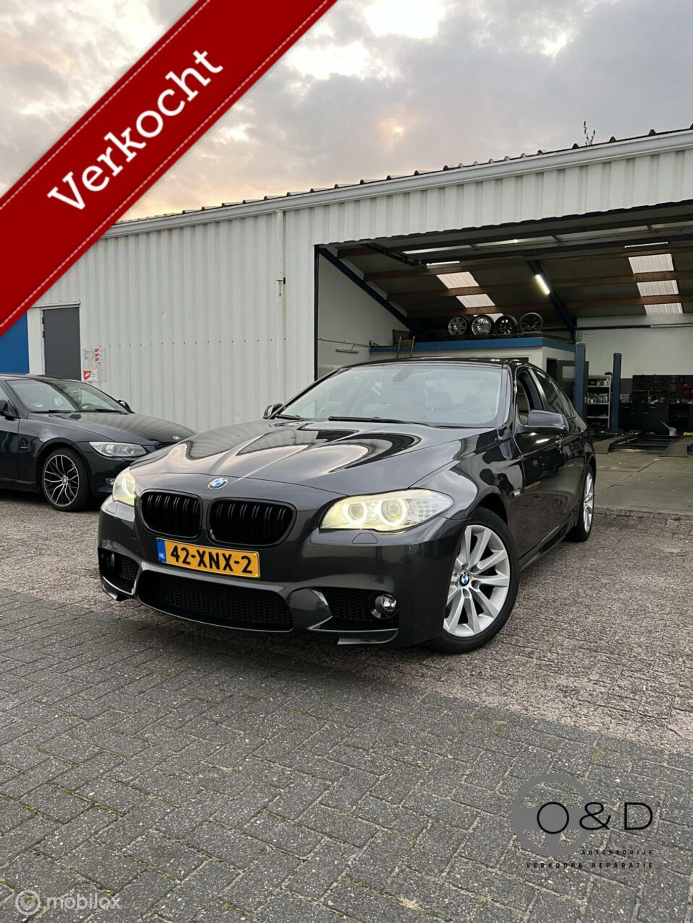BMW 5-serie 528i High Executive M|HUD|Keyless|Navi|Leer|AUT 2012 - voorkant