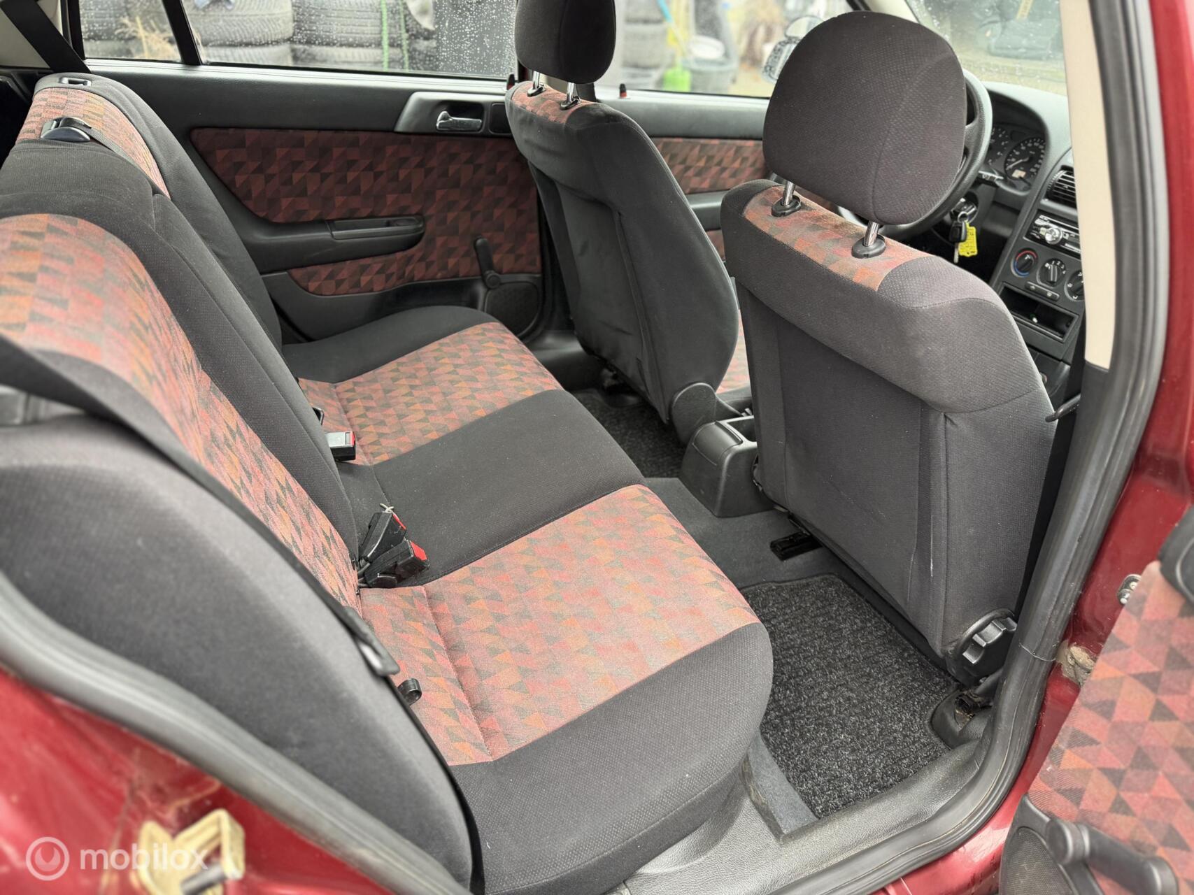 Foto van Opel Astra-g-caravan