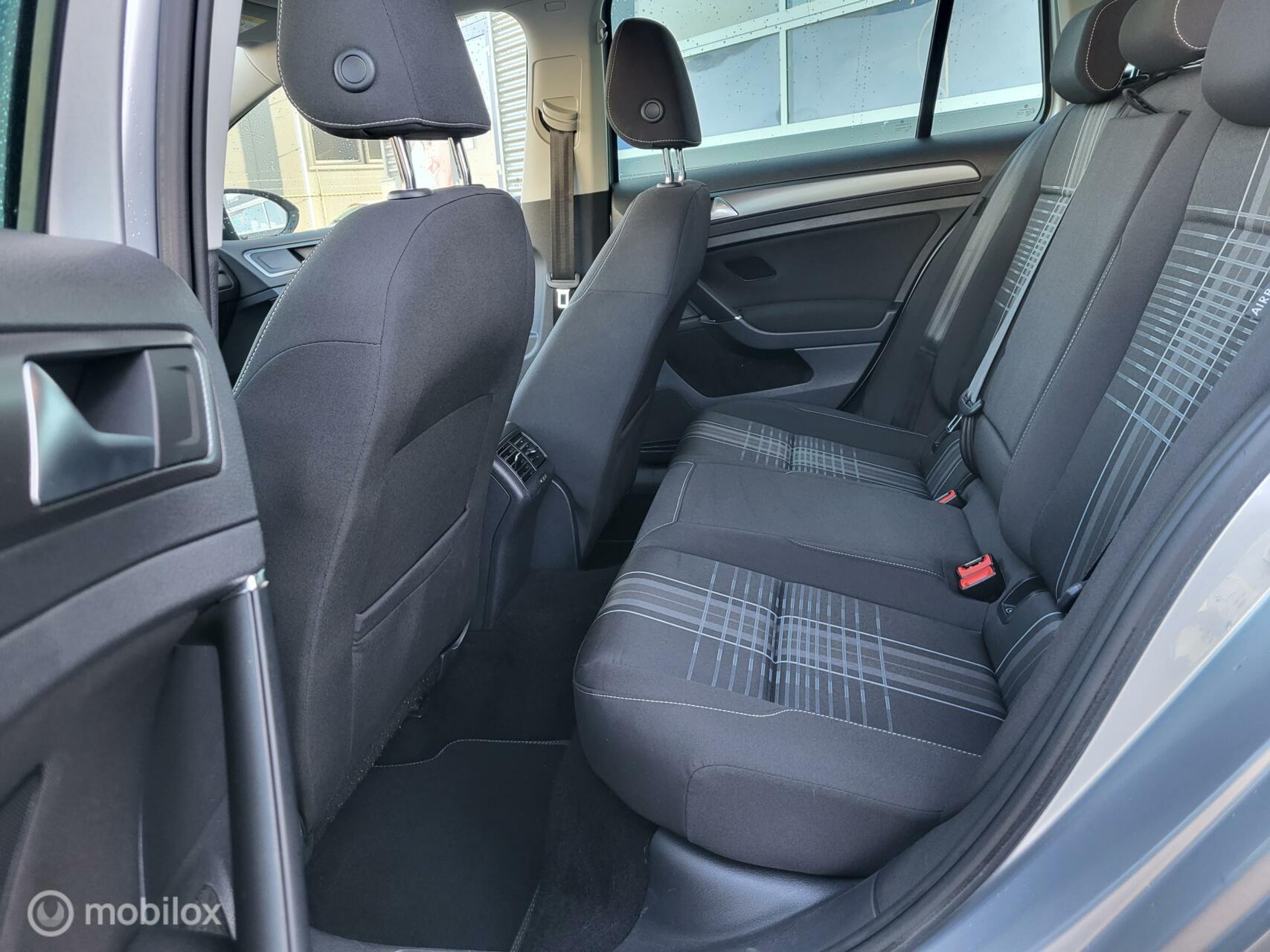Foto van Volkswagen Golf Variant
