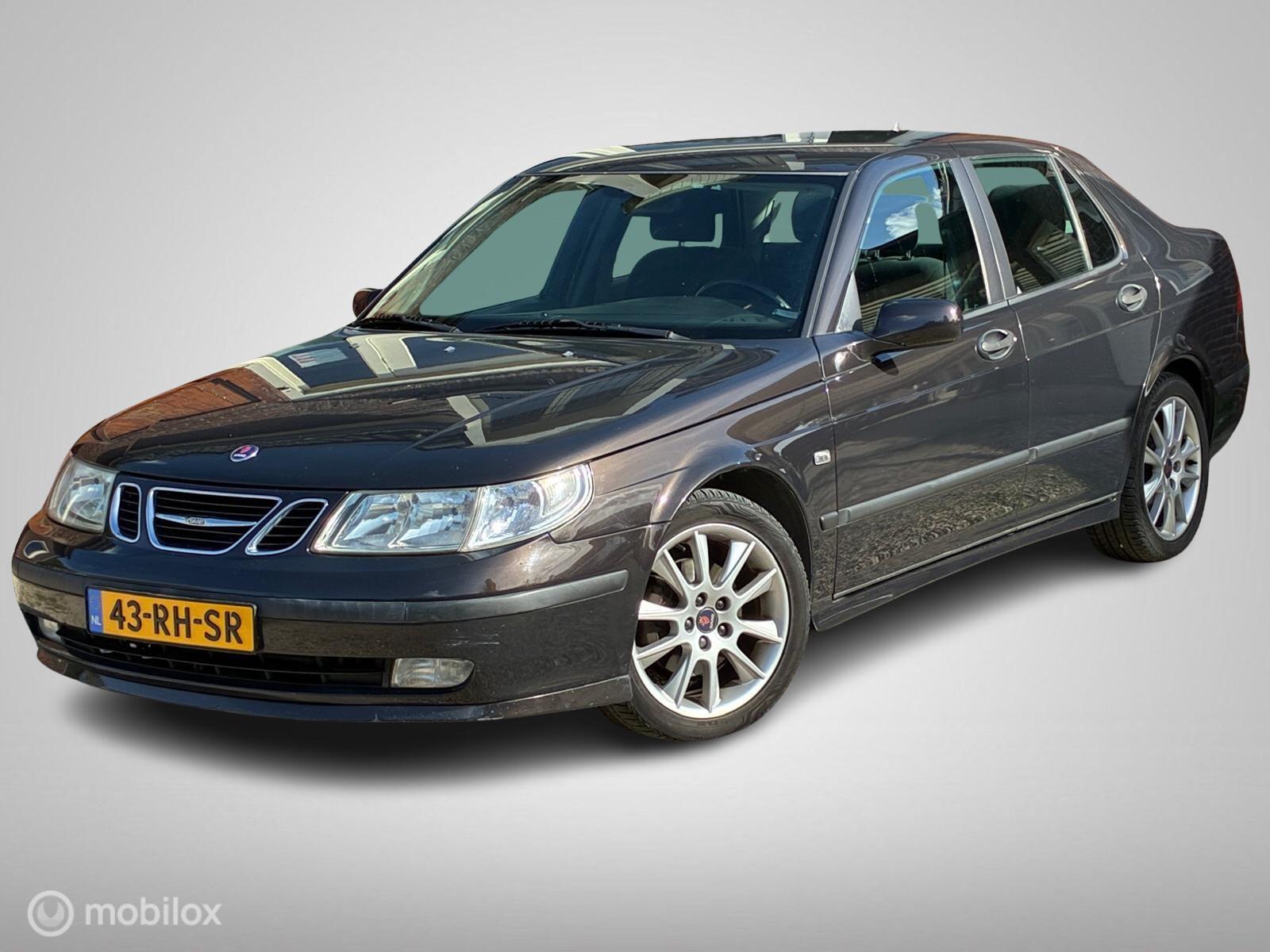 Saab Saab 9-5 2.0t Linear Business Pack in Espresso met trekhaak 2005 - voorkant