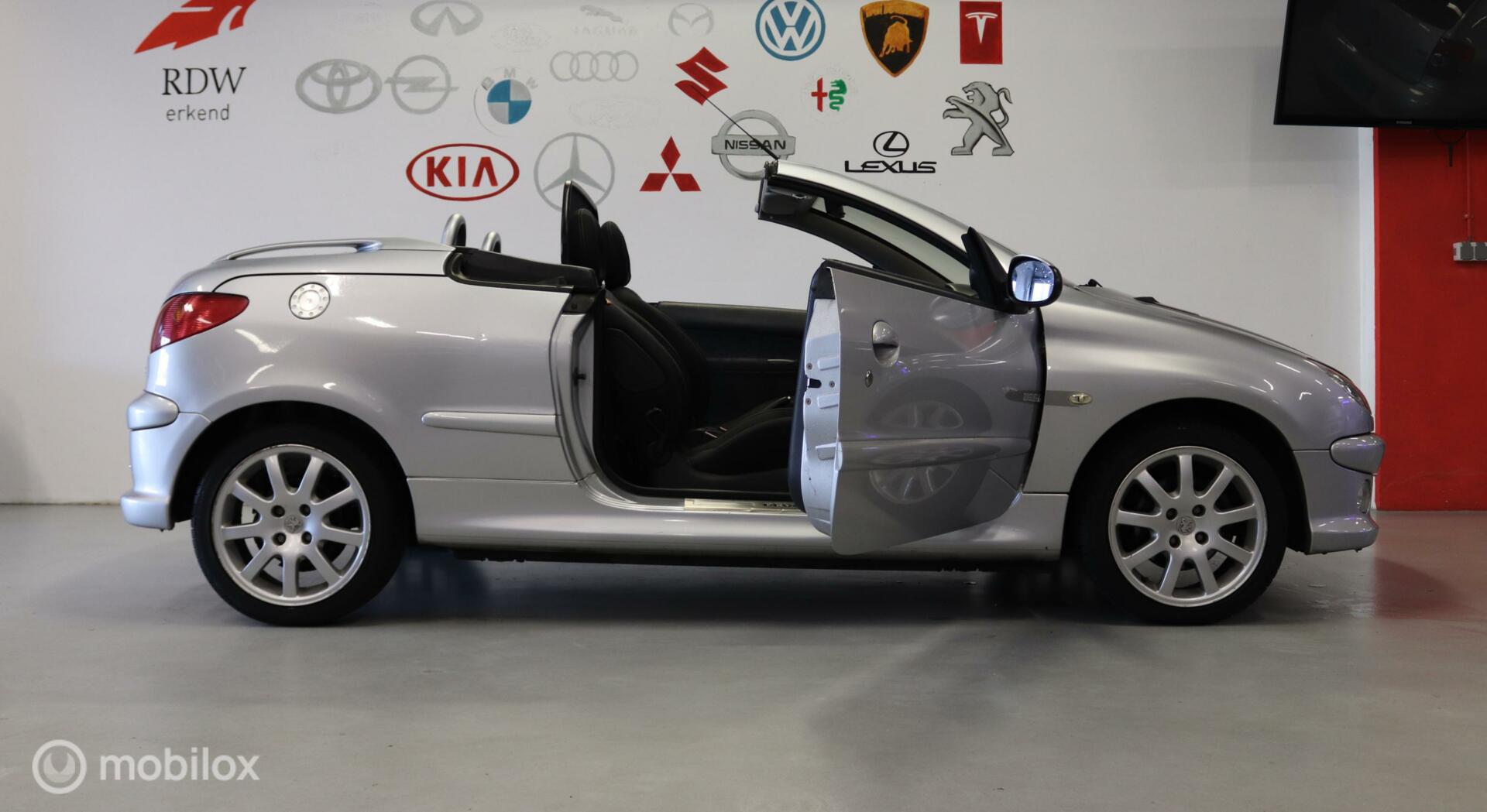 Foto van Peugeot 206 CC