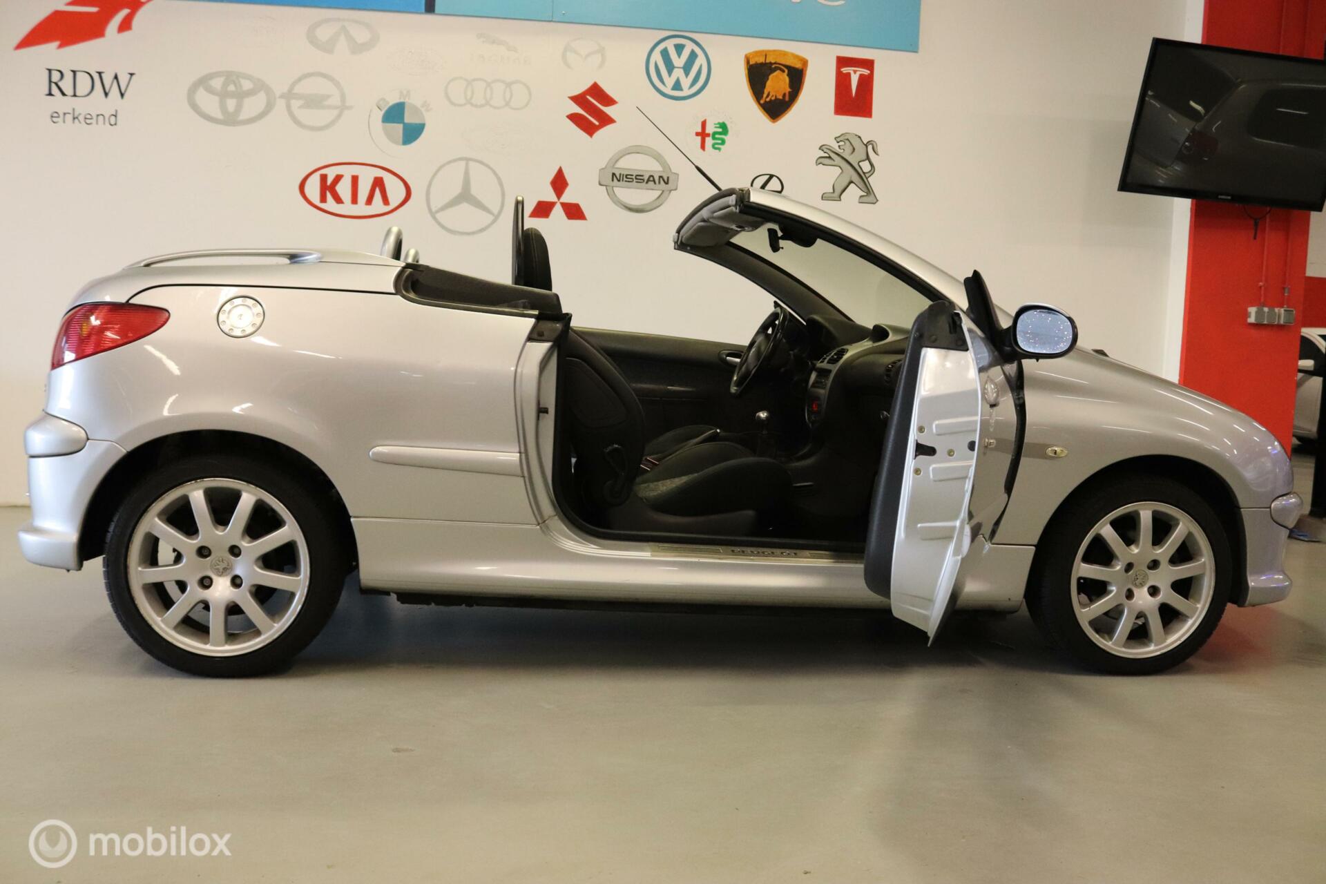 Foto van Peugeot 206 CC
