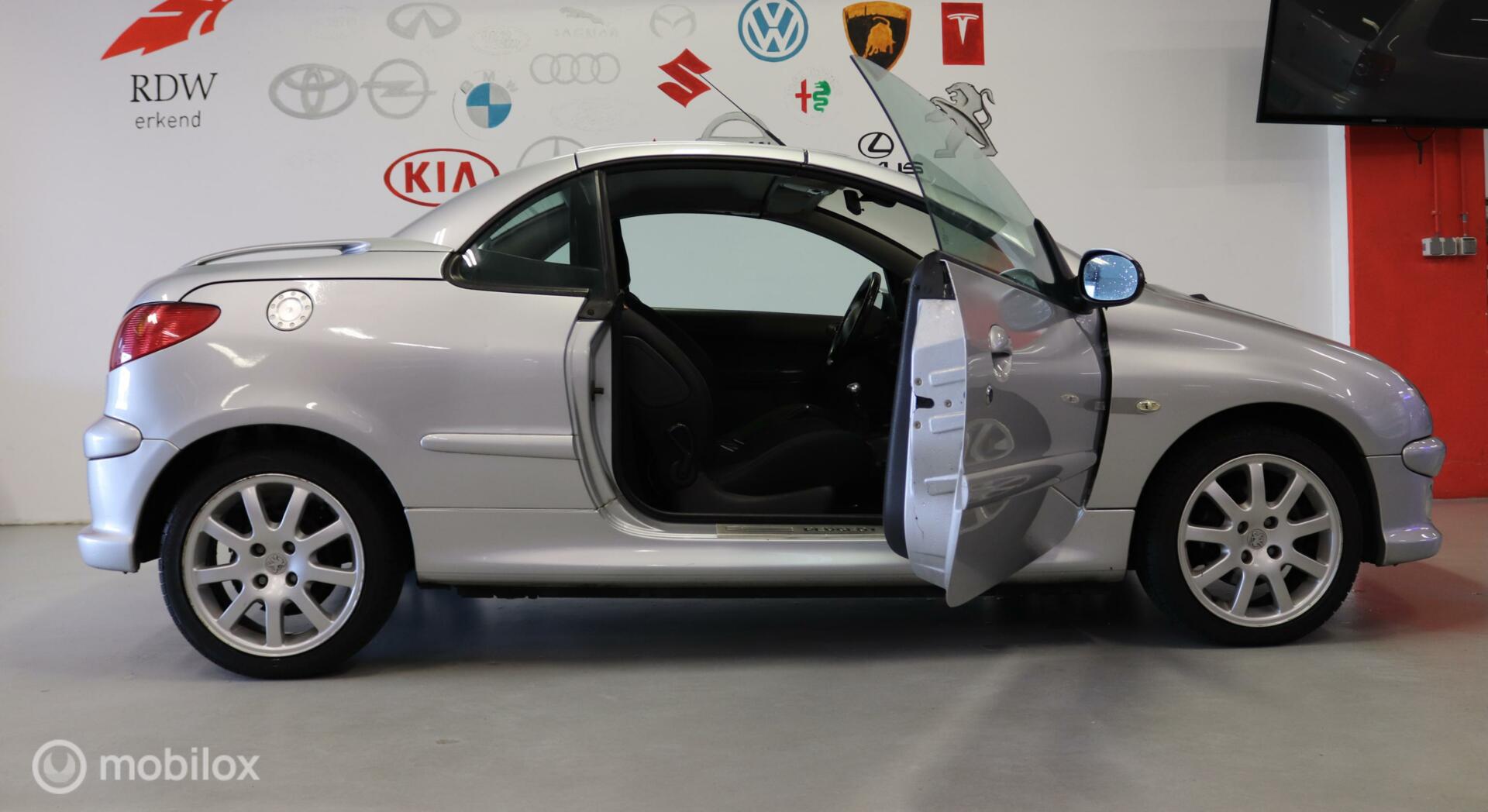 Foto van Peugeot 206 CC