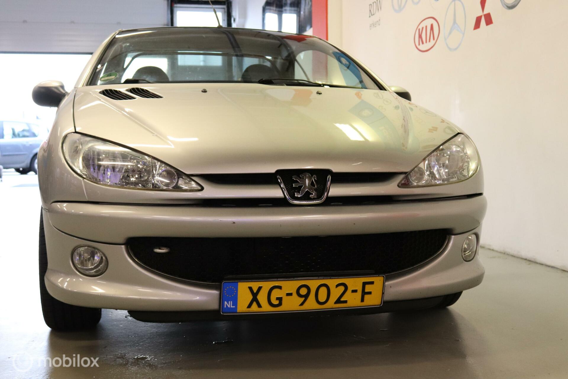 Foto van Peugeot 206 CC
