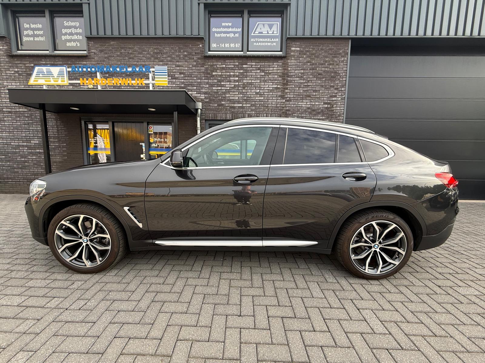 Foto van BMW X4 Xdrive20i