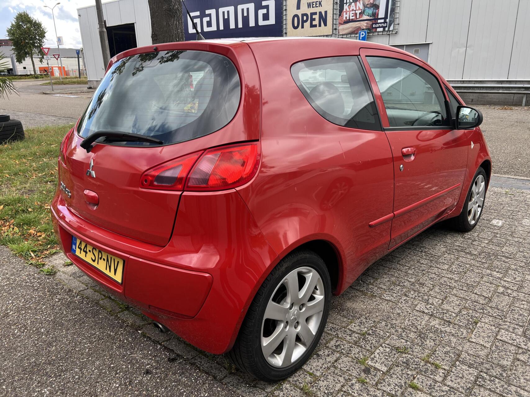 Foto van Mitsubishi Colt