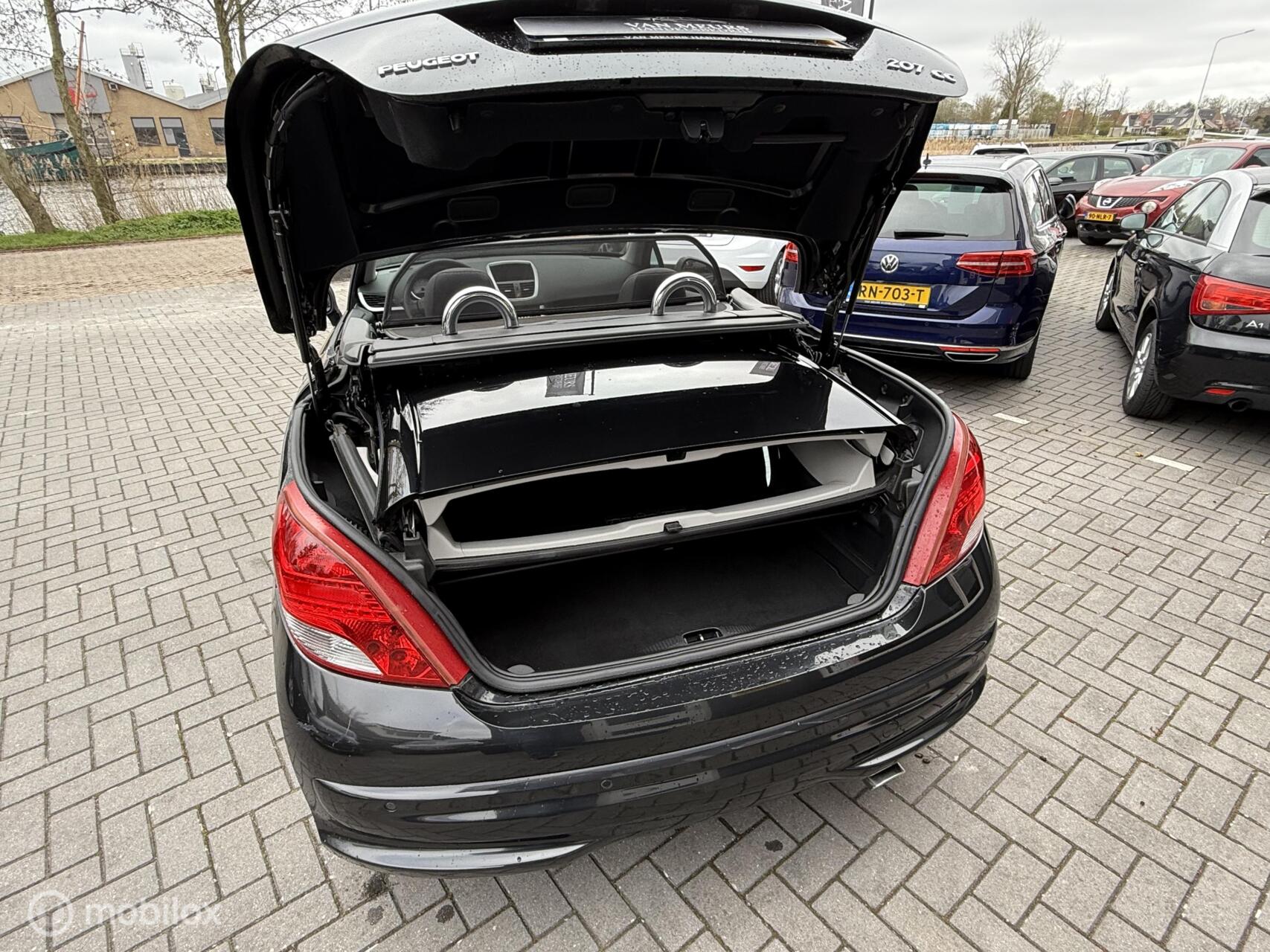 Foto van Peugeot 207 CC