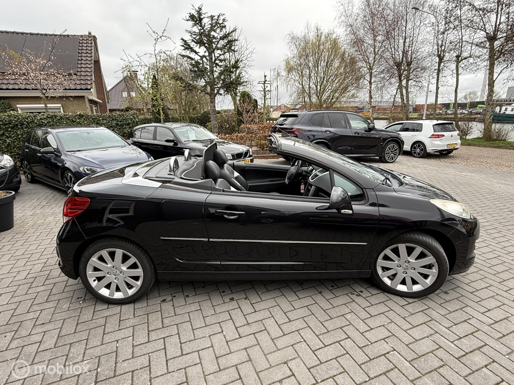 Foto van Peugeot 207 CC