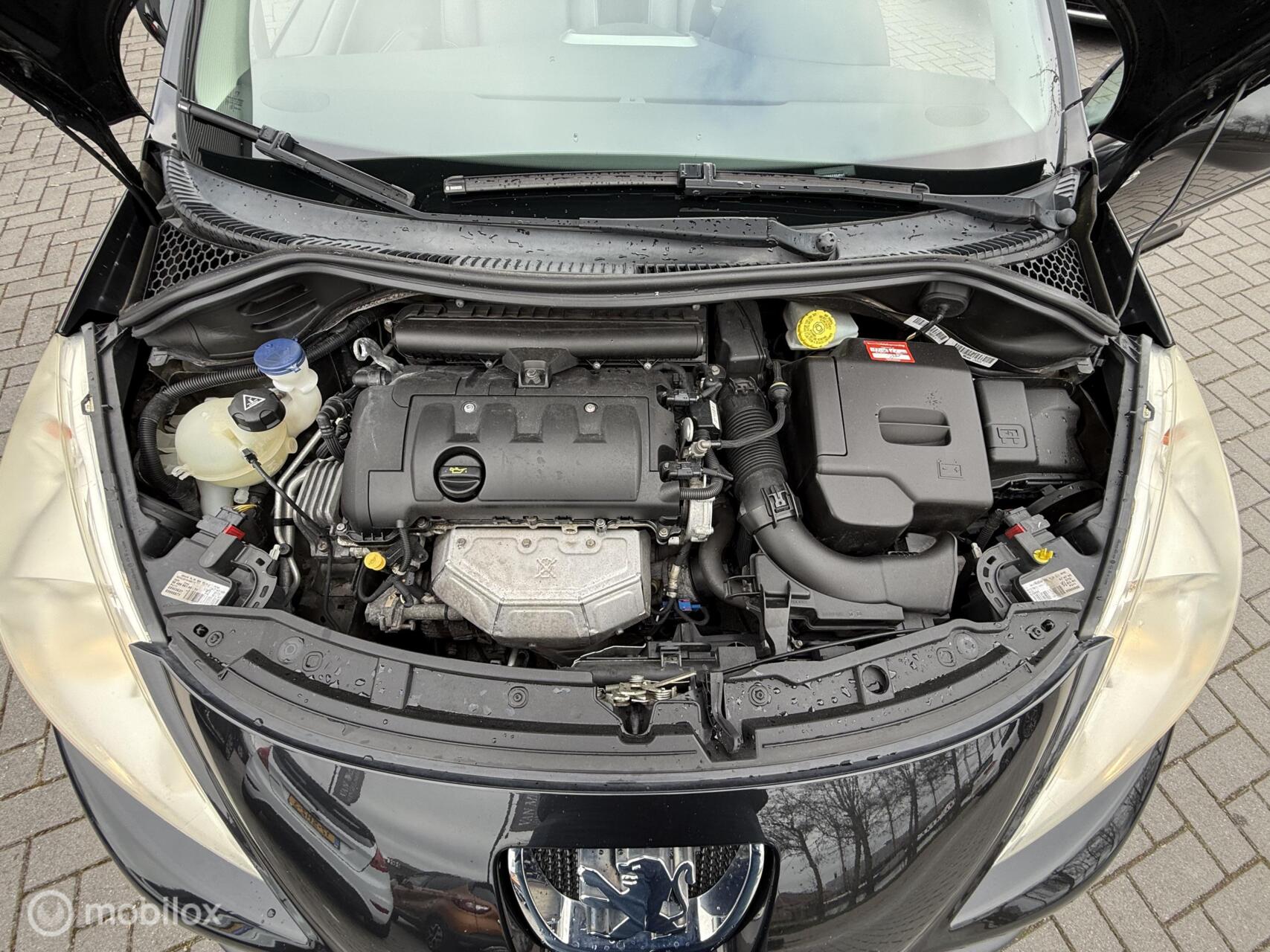 Foto van Peugeot 207 CC
