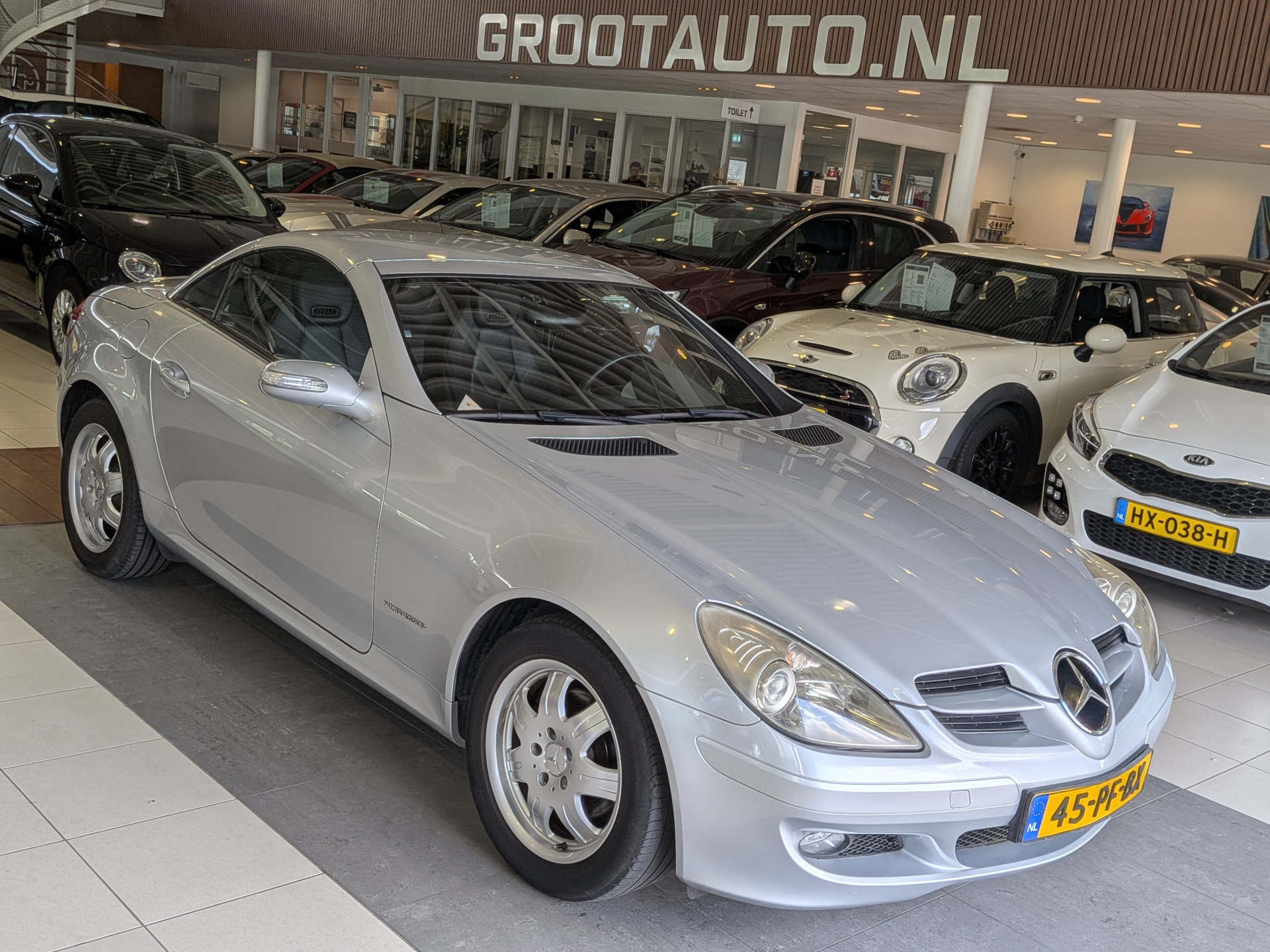 Foto van Mercedes-Benz SLK 200 Kompressor