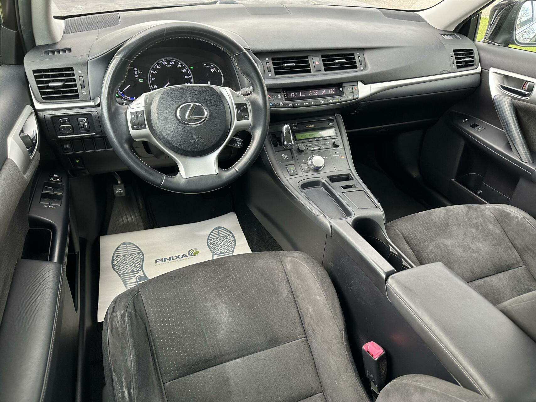 Foto van Lexus CT