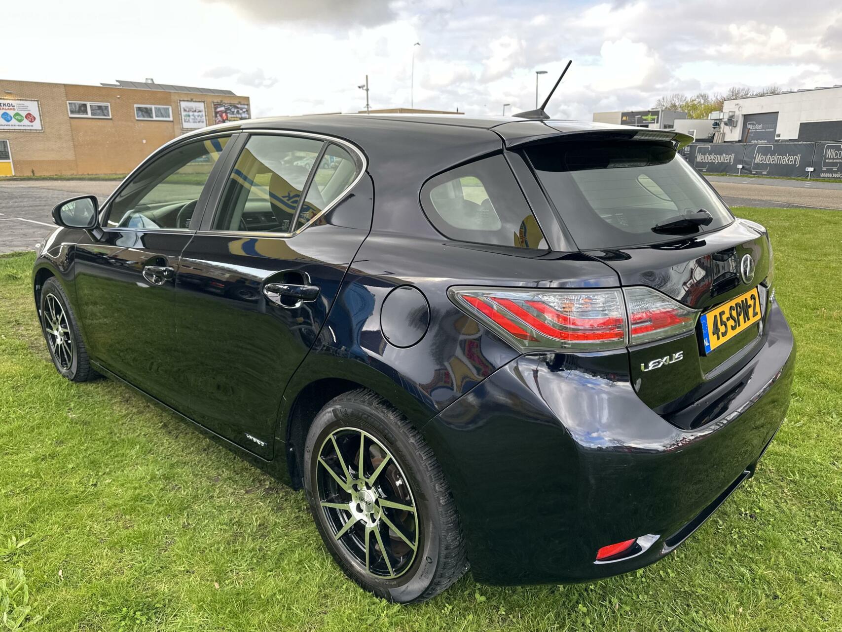 Foto van Lexus CT