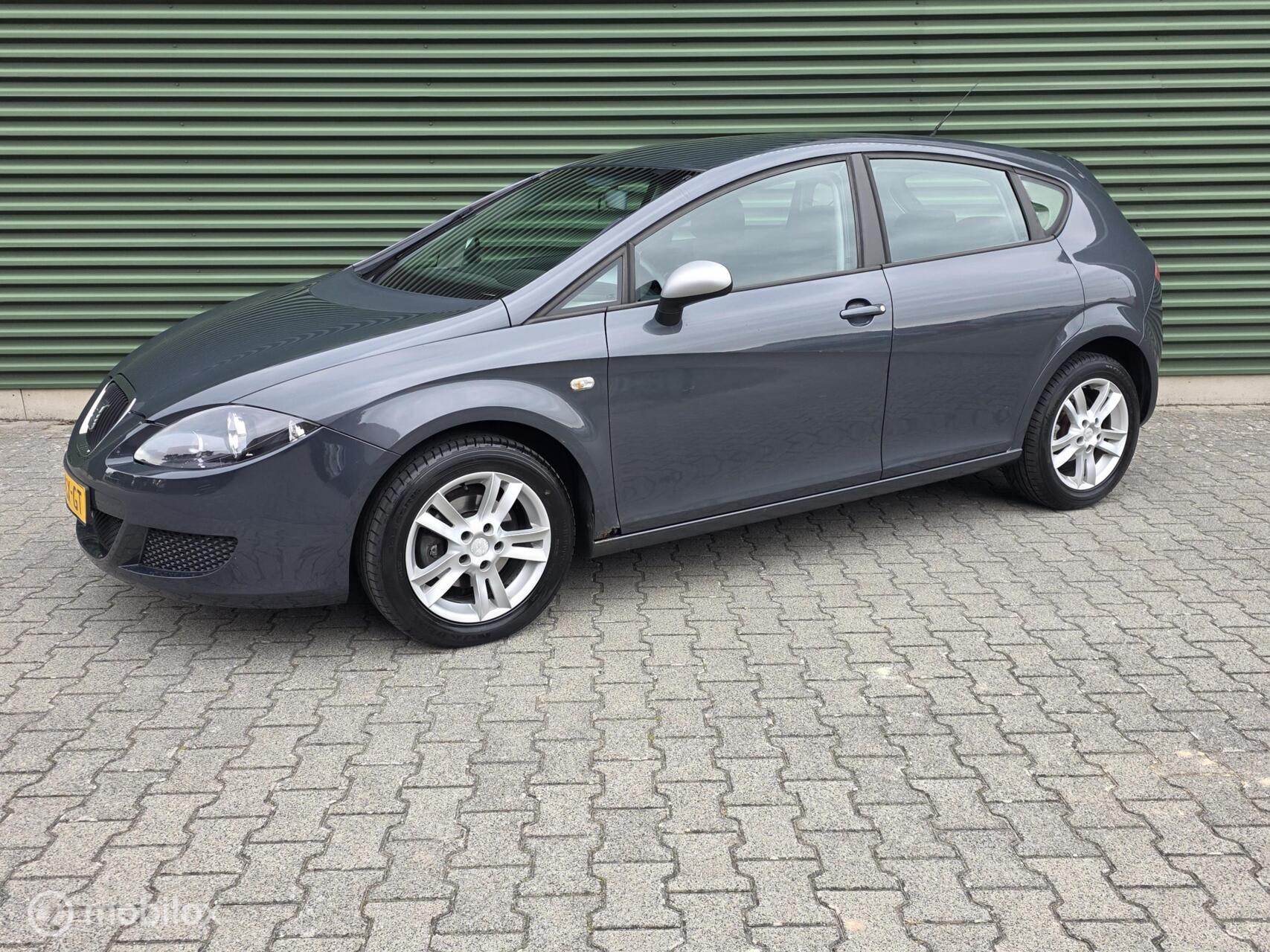 Seat Leon 1.6 Businessline|Airco|El Ramen|Nieuwe Banden| 2006 - voorkant