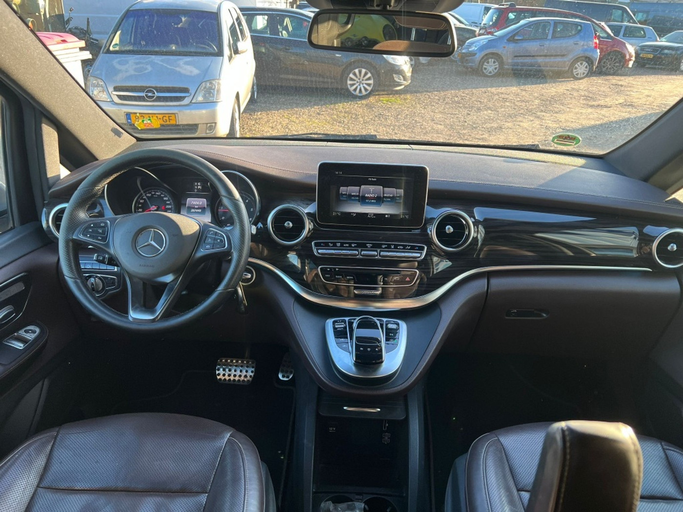 Foto van Mercedes-Benz V-klasse
