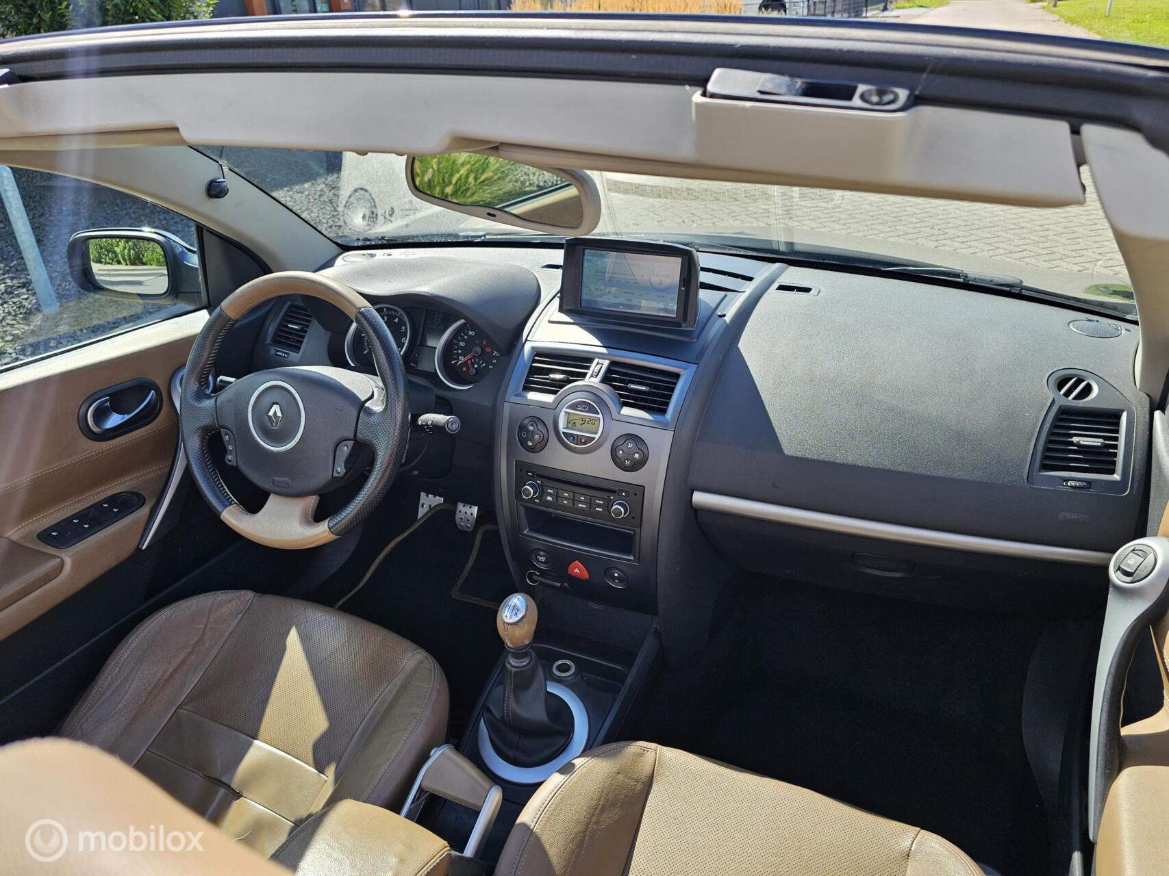 Foto van Renault Mégane Coupé-cabriolet