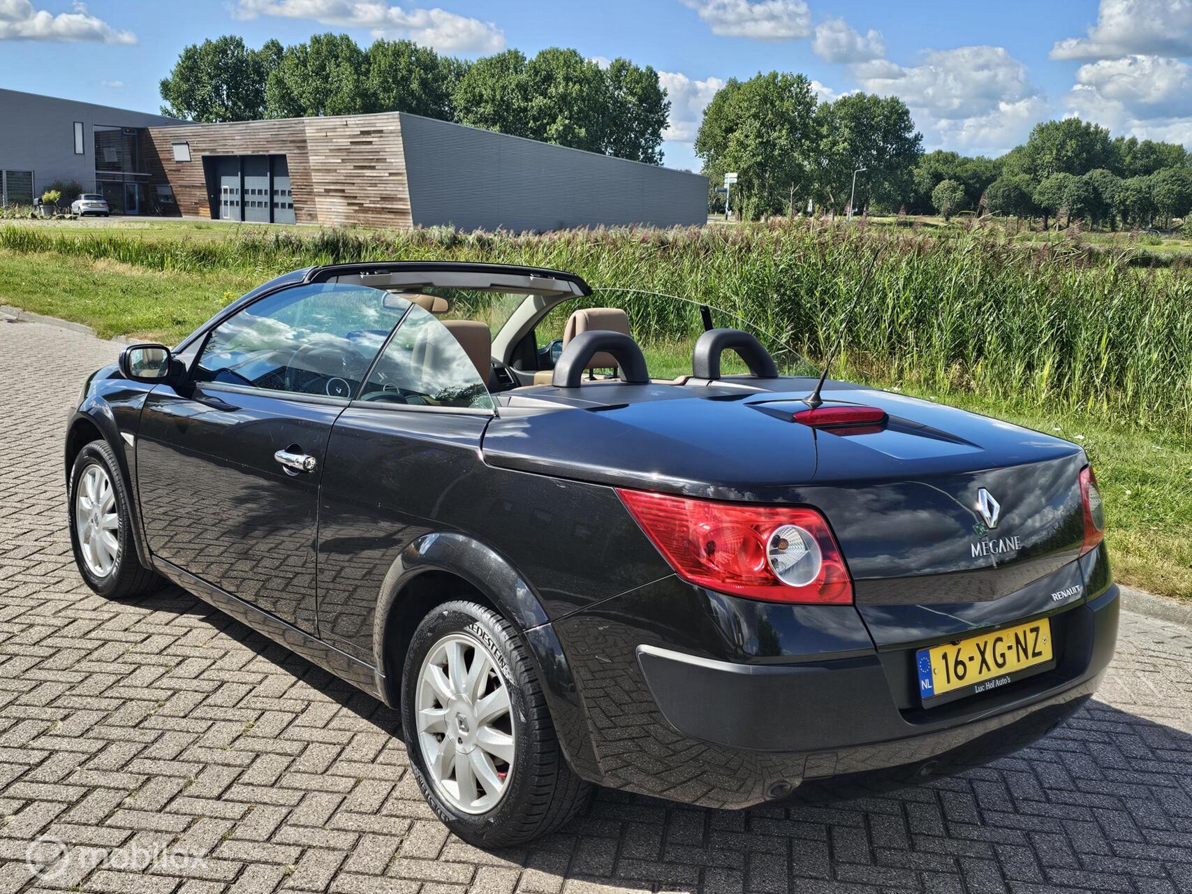 Foto van Renault Mégane Coupé-cabriolet