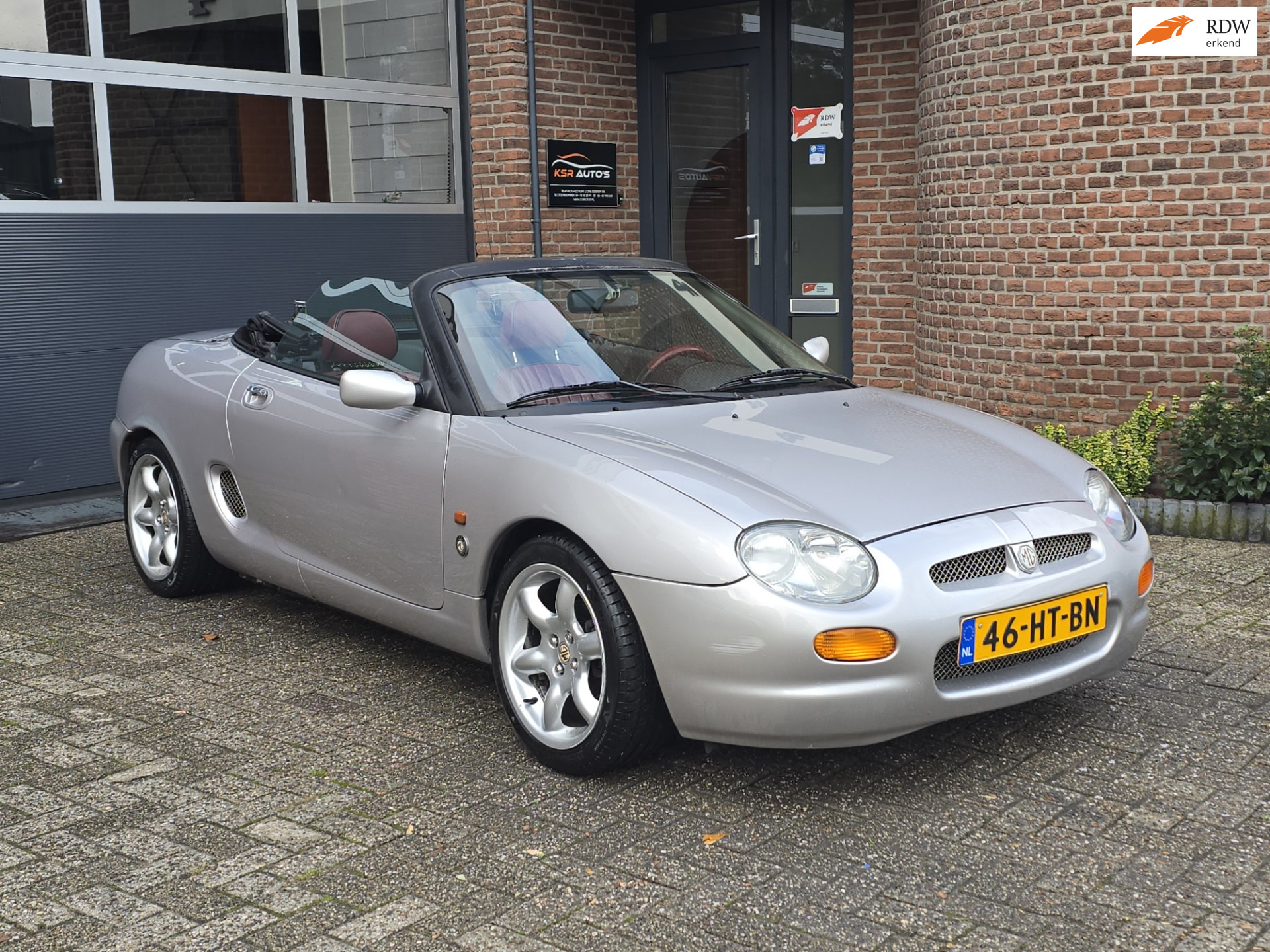 MG MGF 1.8i Cabrio |Apk |Leer 2000 - voorkant