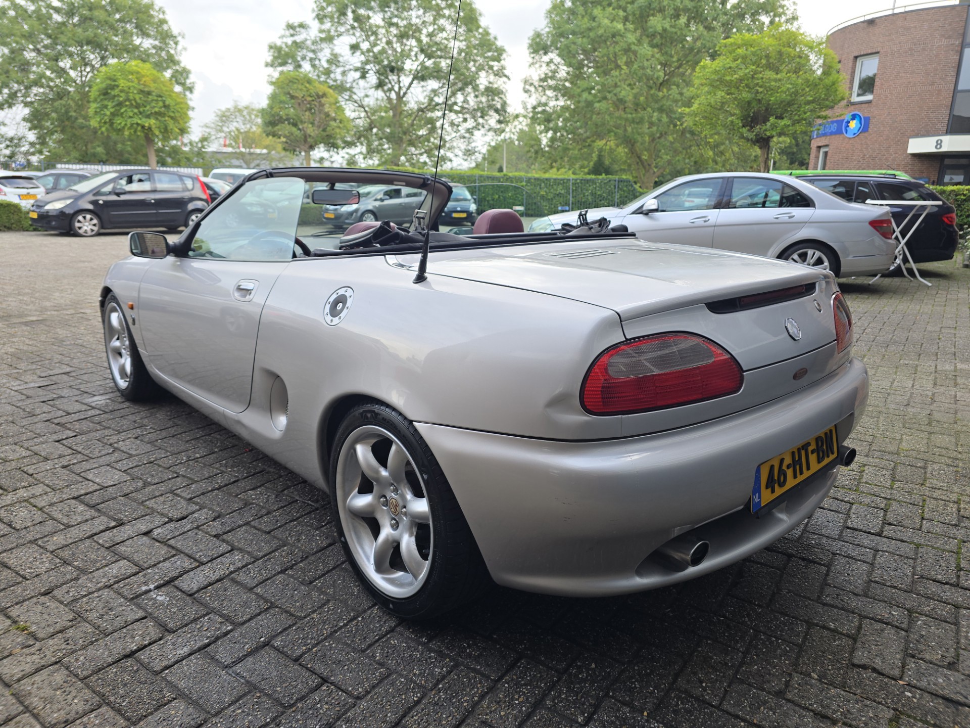 Foto van MG MGF