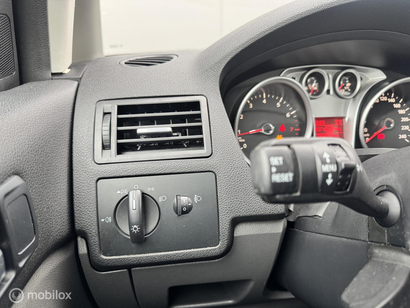Foto van Ford C-max
